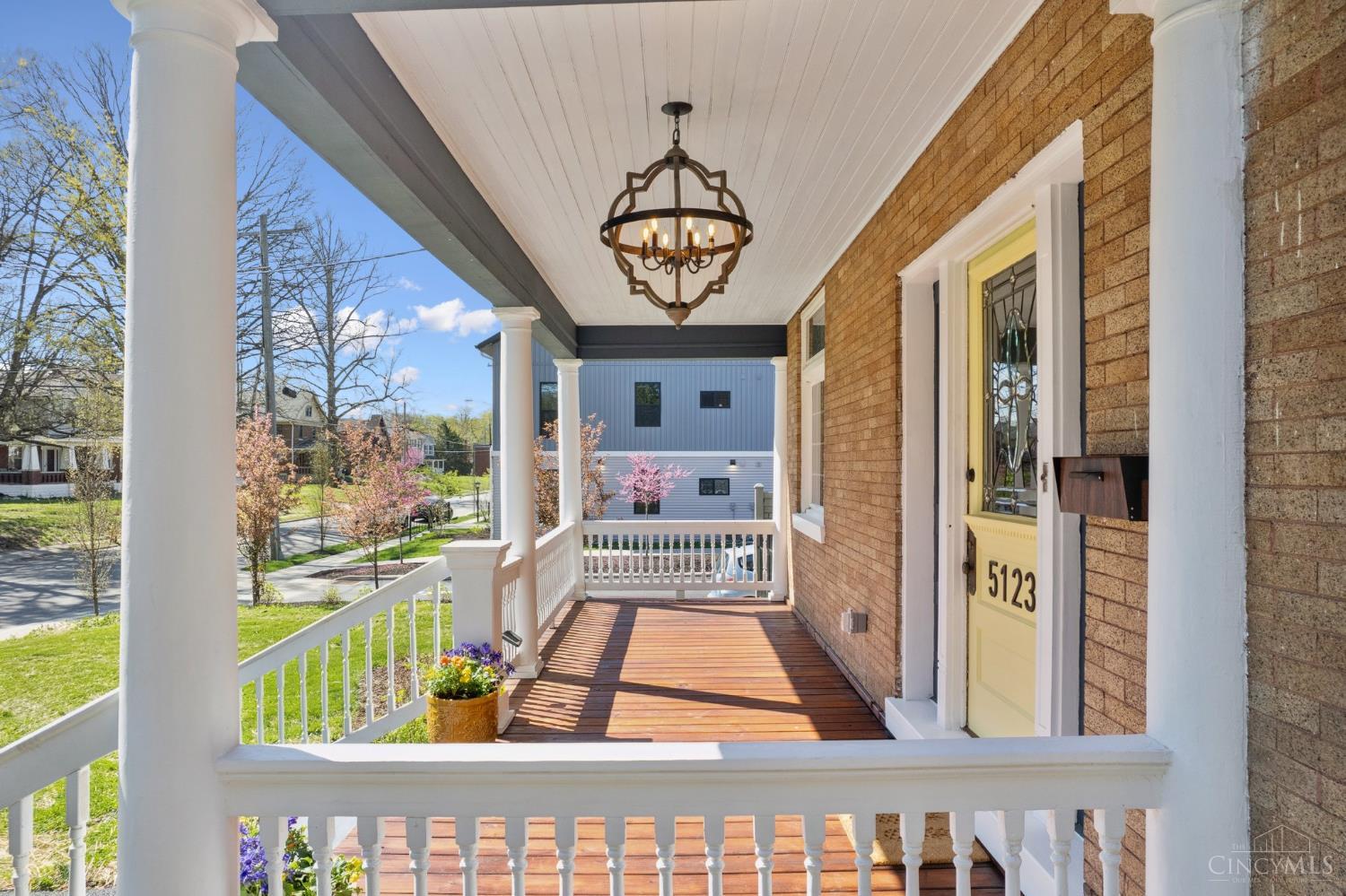 Homes for sale in Cincinnati, OH | 5123 Stewart Ave, Cincinnati, OH 45227 | MLS# 1853963