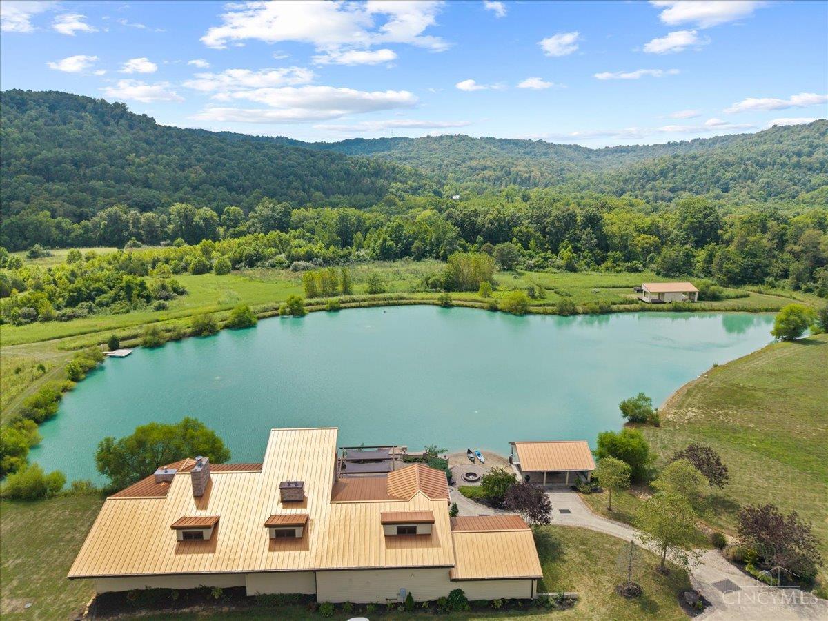 Homes for sale in West Union, OH | 1805 Waggoner Riffle Rd, West Union, OH 45693 | MLS# 1853936