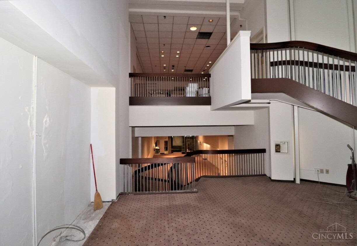 4 Fourth Street, Cincinnati, OH, 45202 — photo 4