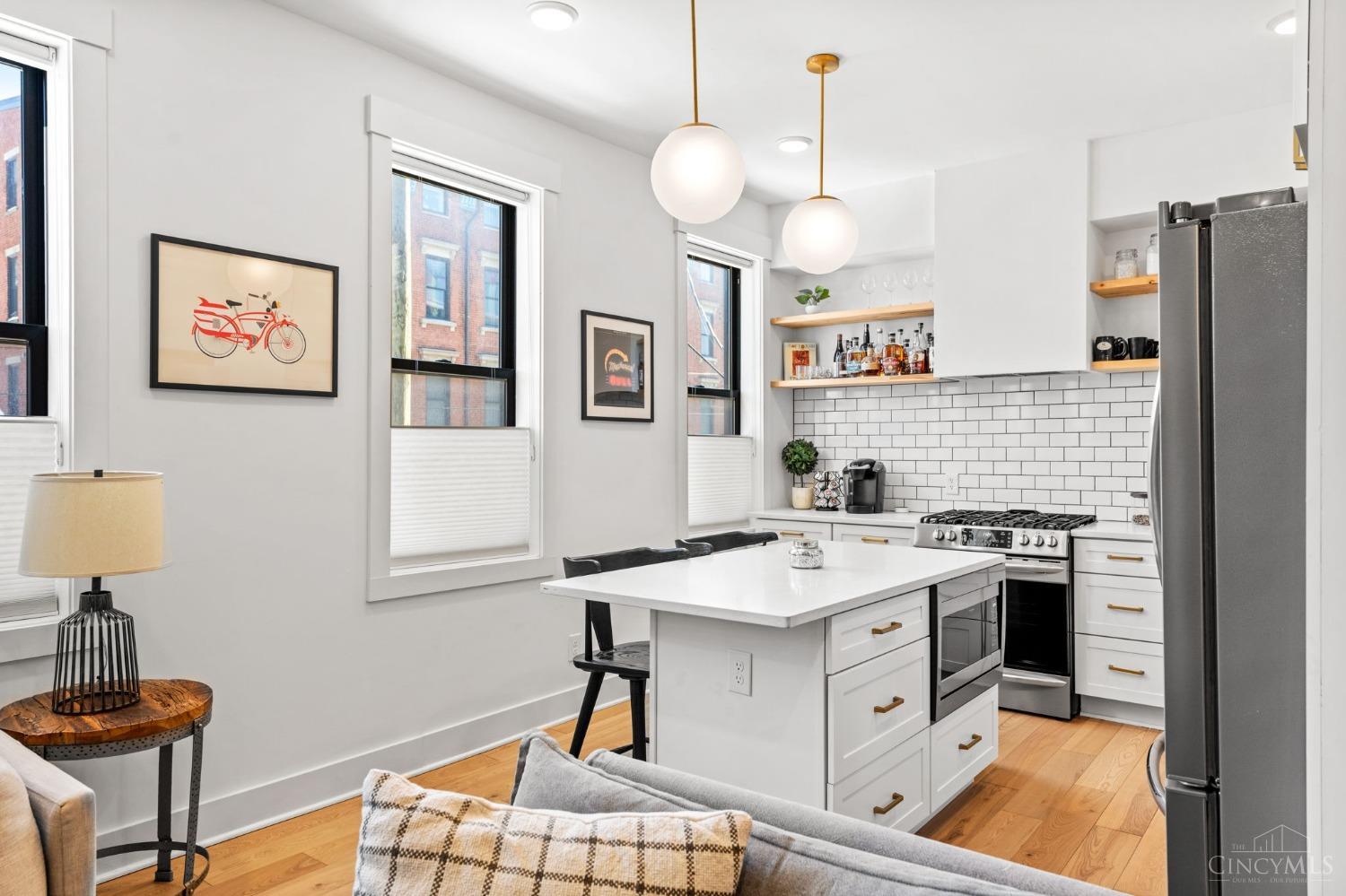 Homes for sale in Cincinnati, OH | 1909 Race St #2, Cincinnati, OH 45202 | MLS# 1854286