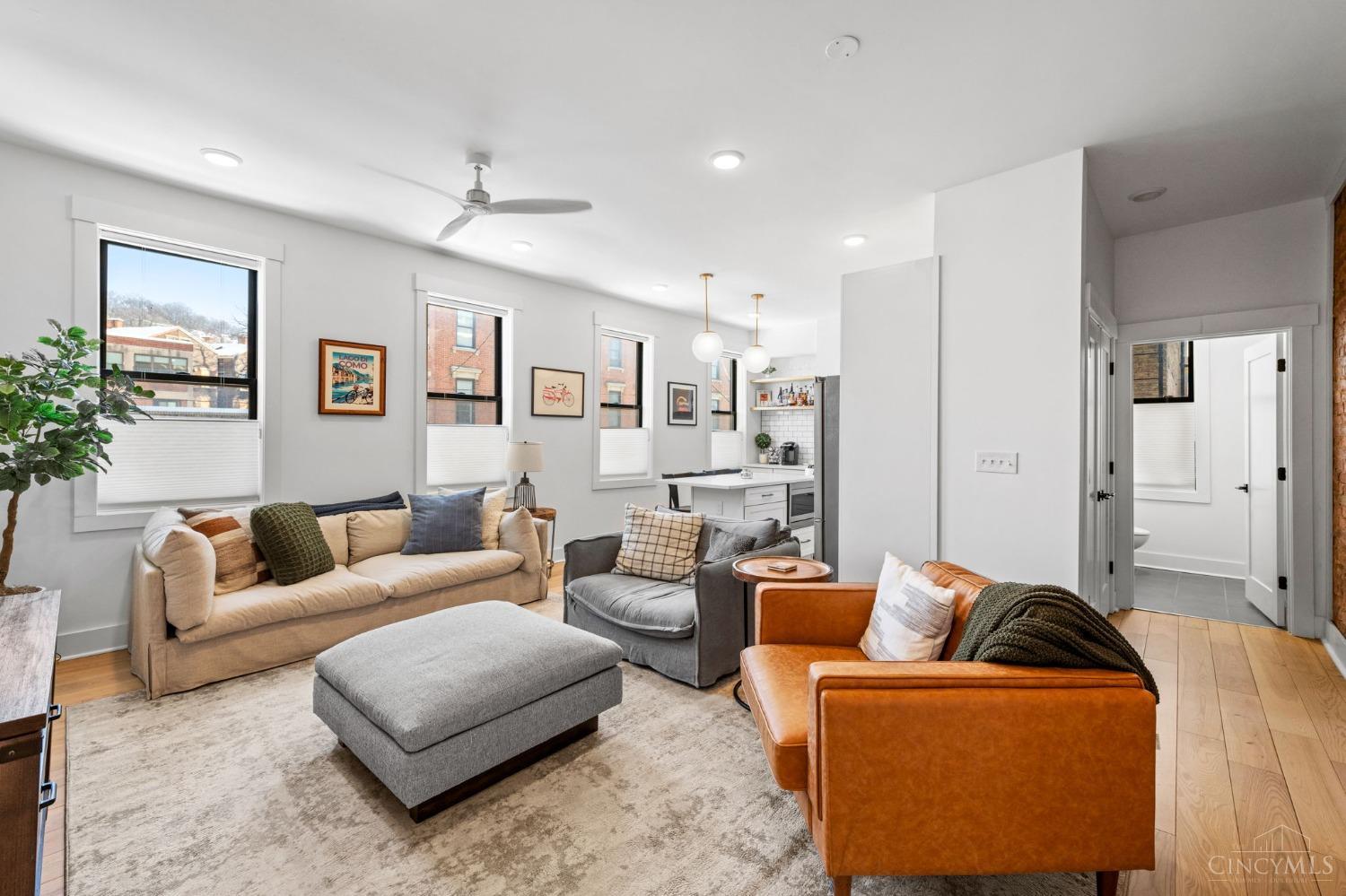 Homes for sale in Cincinnati, OH | 1909 Race St #2, Cincinnati, OH 45202 | MLS# 1854286