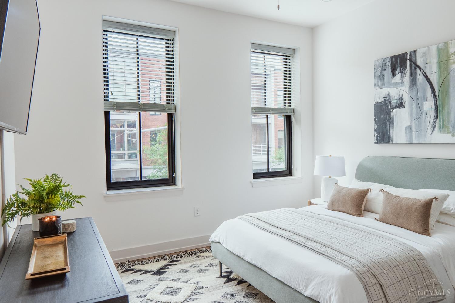 1508 Race Street #578