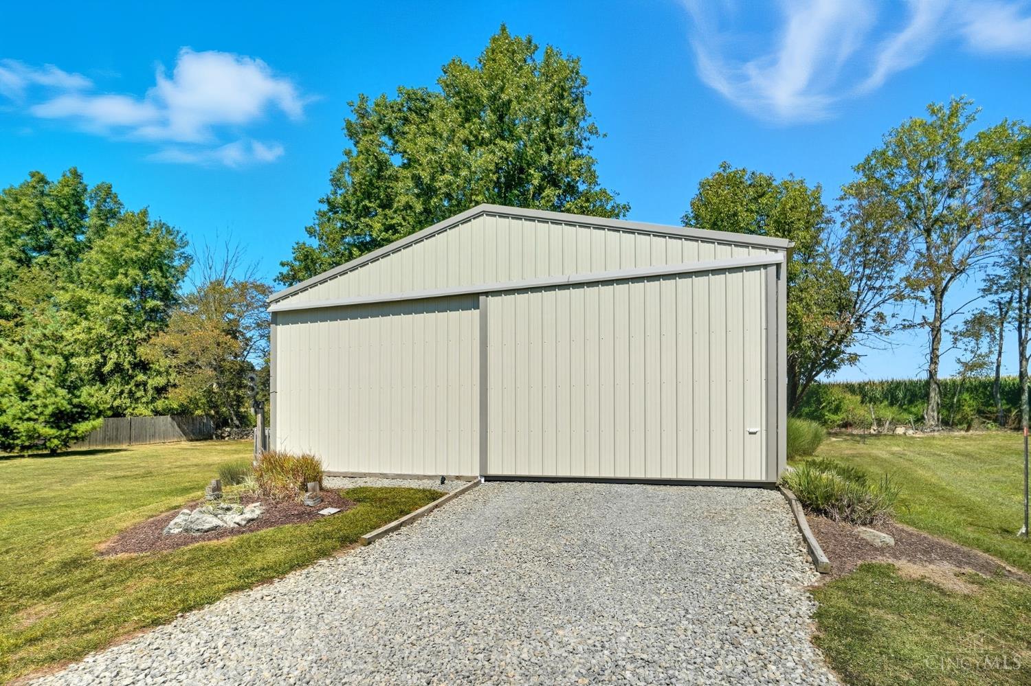 Homes for sale in Washington Twp, OH | 8784 Wilmington Rd, Washington Twp, OH 45054 | MLS# 1853542