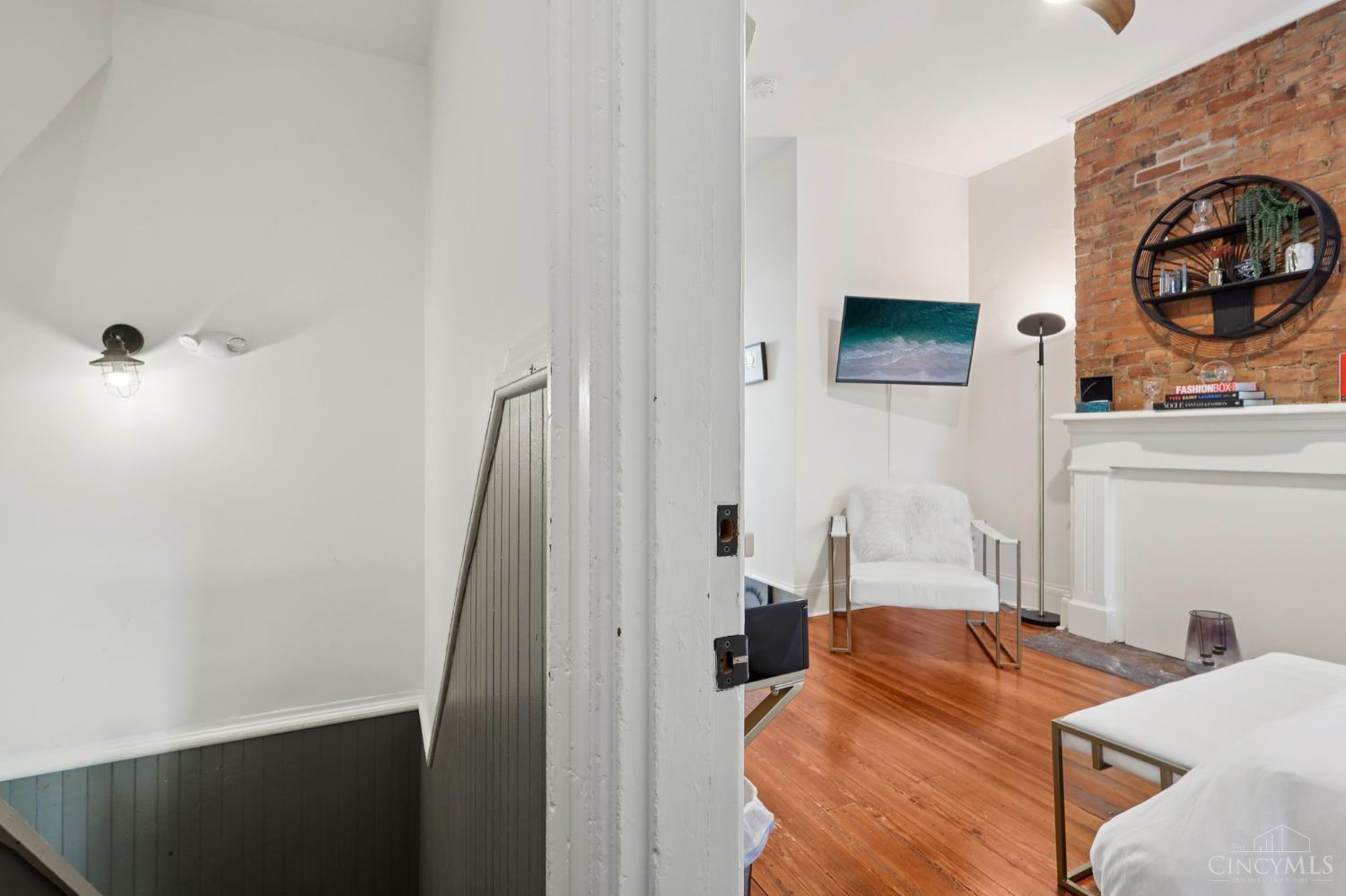 320 Mulberry Street, Cincinnati, OH, 45202 — photo 42