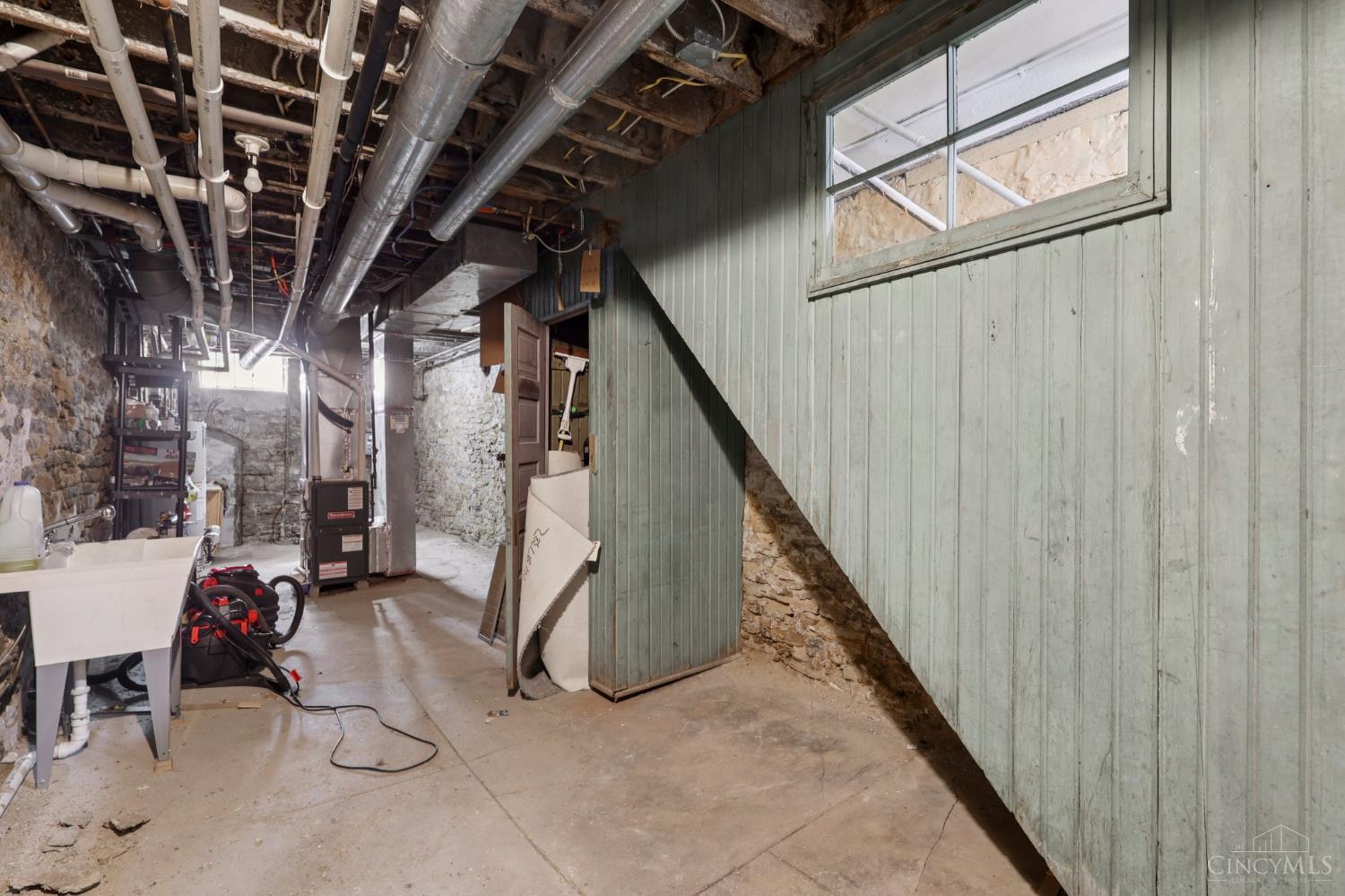 320 Mulberry Street, Cincinnati, OH, 45202 — photo 44