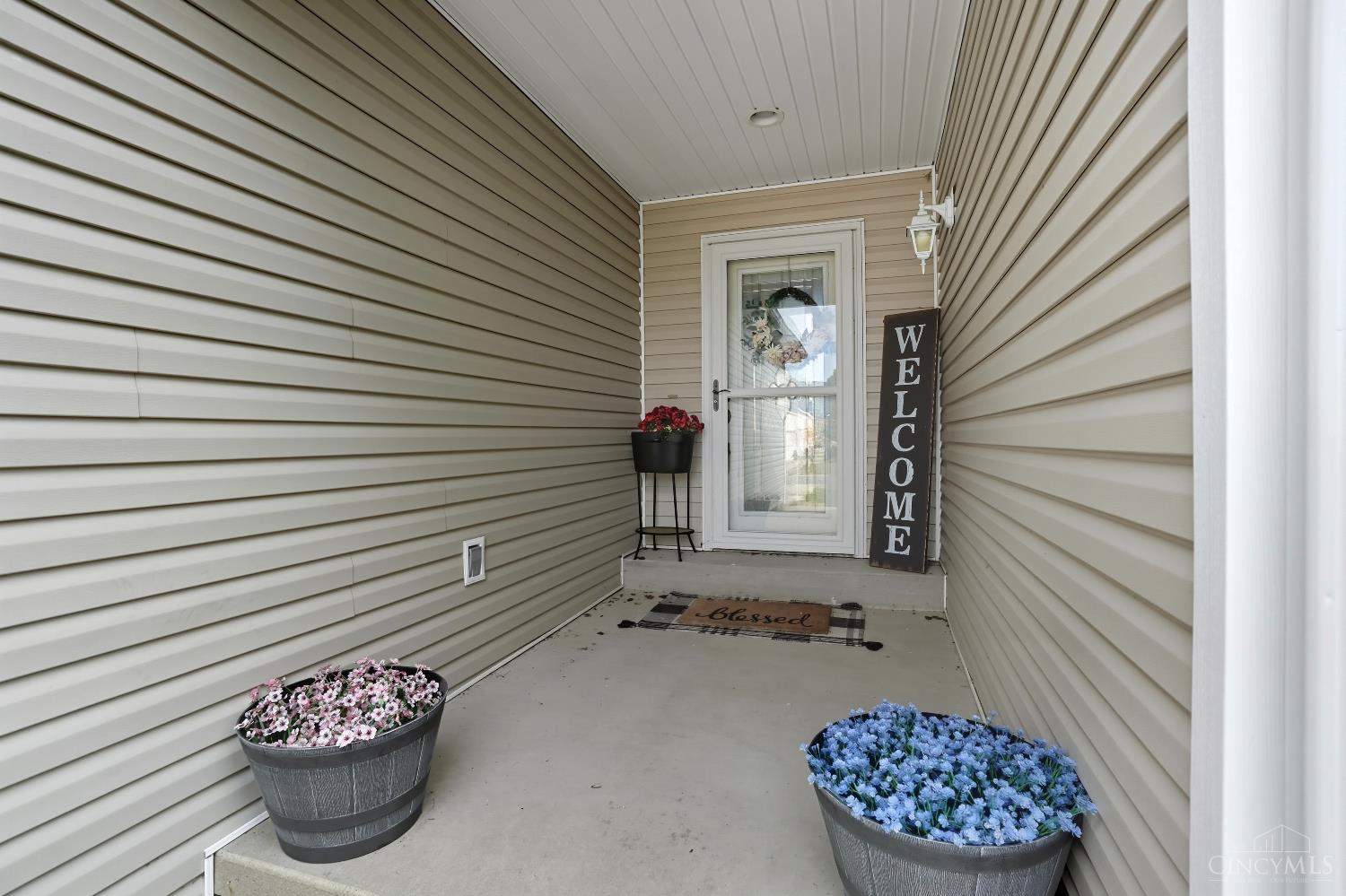 Homes for sale in Mount Orab, OH | 115 Sweet Bay Trl, Mount Orab, OH 45154 | MLS# 1855454