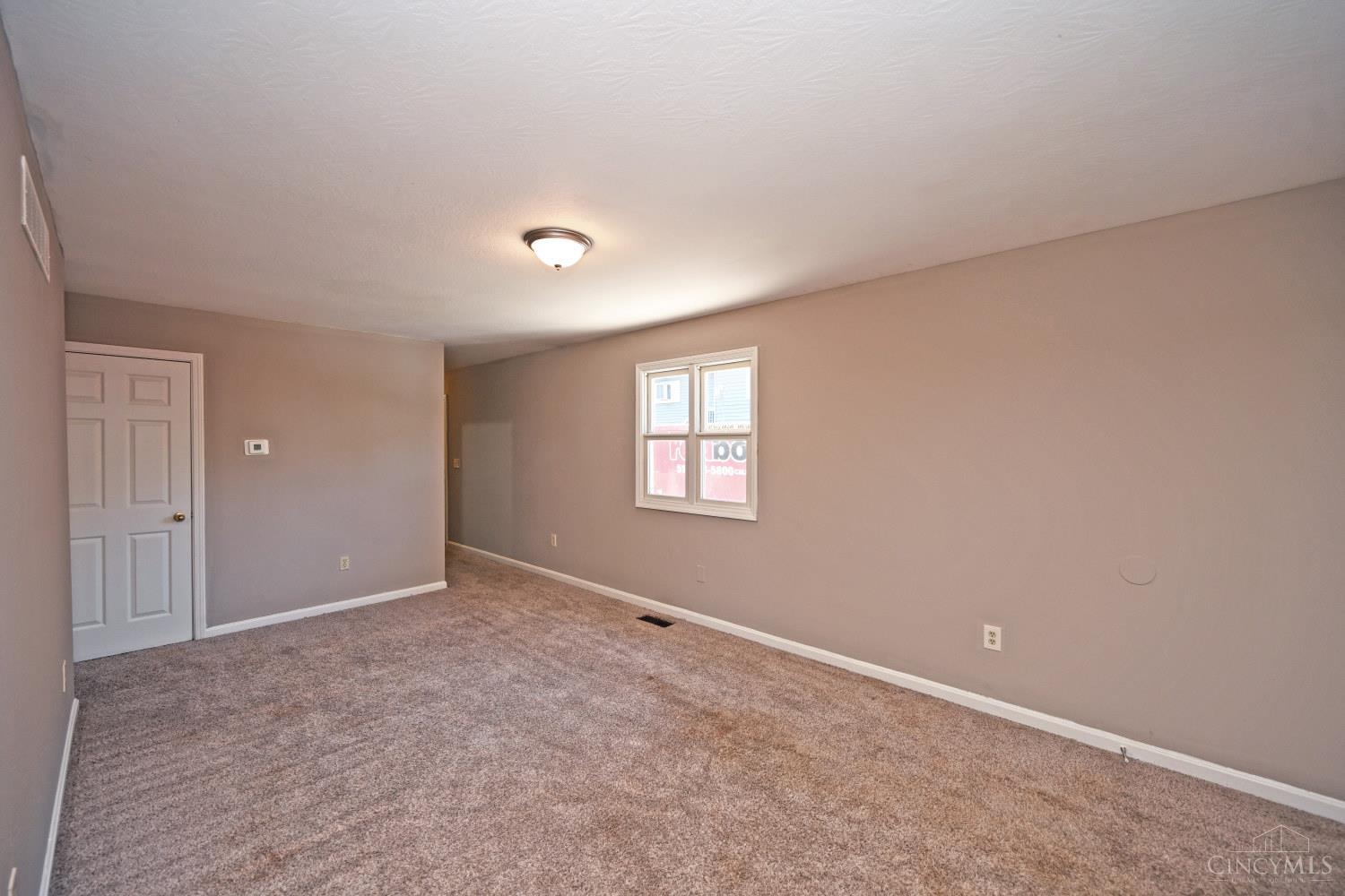 Homes for sale in North College Hill, OH | 1917 Dallas Ave, North College Hill, OH 45239 | MLS# 1855501