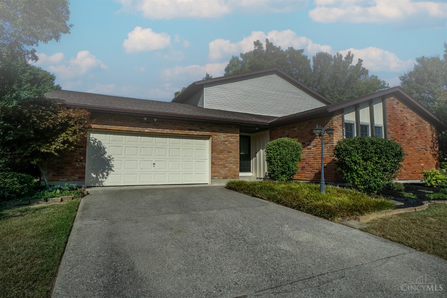 Homes for sale in Fairfield, OH | 5395 Oakbrook Dr, Fairfield, OH 45014 | MLS# 1855268