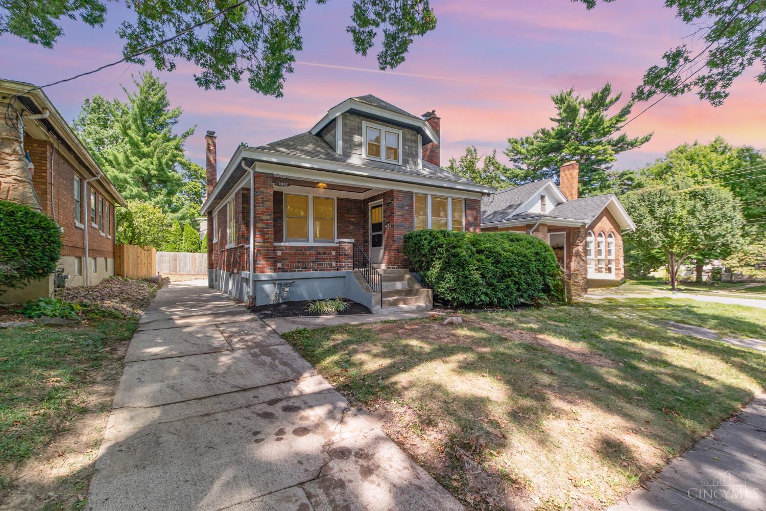 Homes for sale in Cincinnati, OH | 2905 Daytona Ave, Cincinnati, OH 45211 | MLS# 1855653