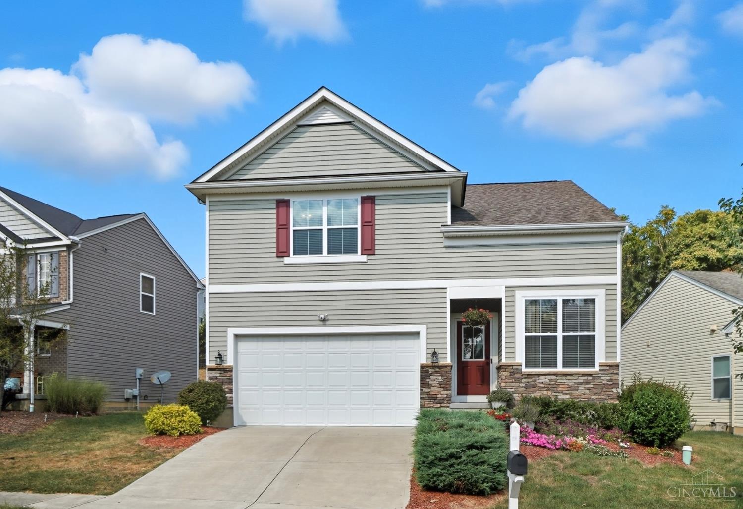 Homes for sale in Cincinnati, OH | 1910 Chase Ave, Cincinnati, OH 45223 | MLS# 1855594