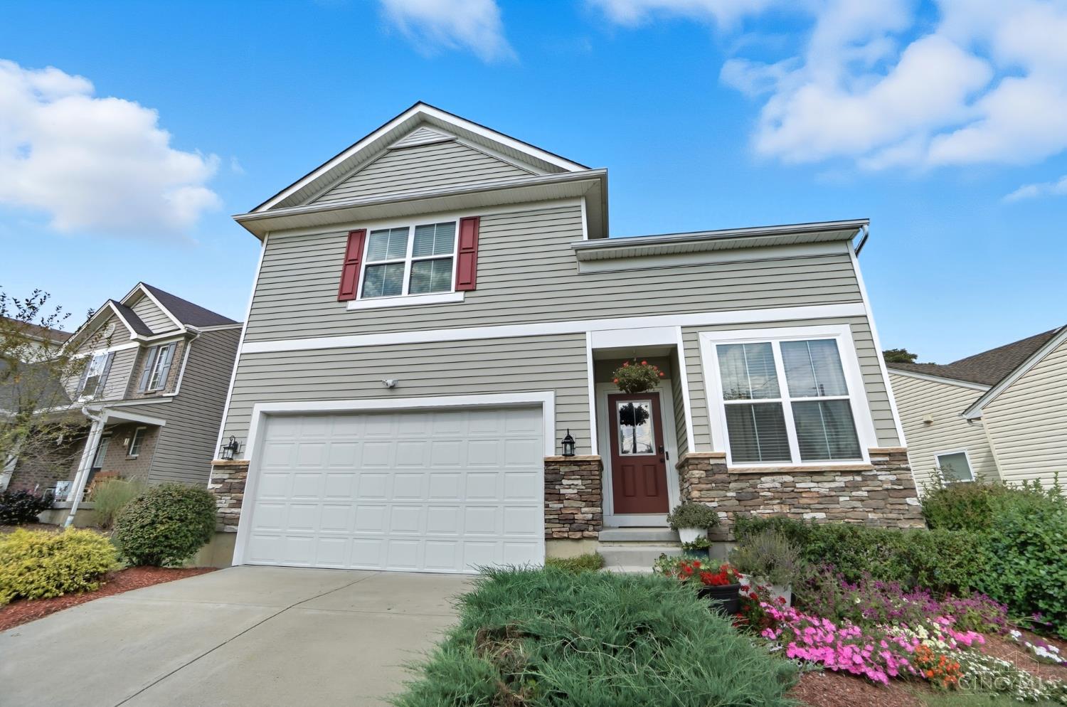 Homes for sale in Cincinnati, OH | 1910 Chase Ave, Cincinnati, OH 45223 | MLS# 1855594