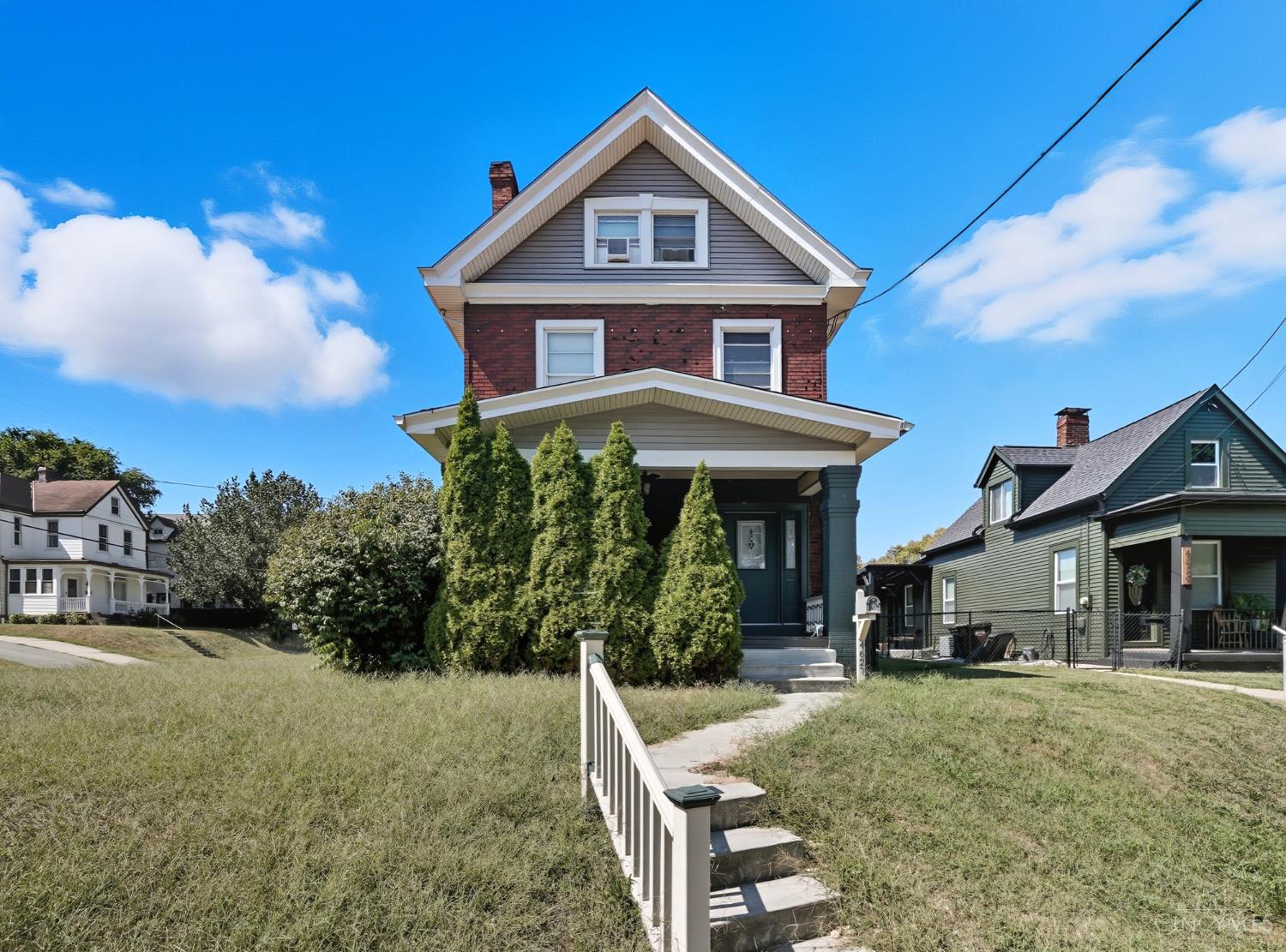 Homes for sale in Norwood, OH | 4627 Mcneil Ave, Norwood, OH 45212 | MLS# 1855690