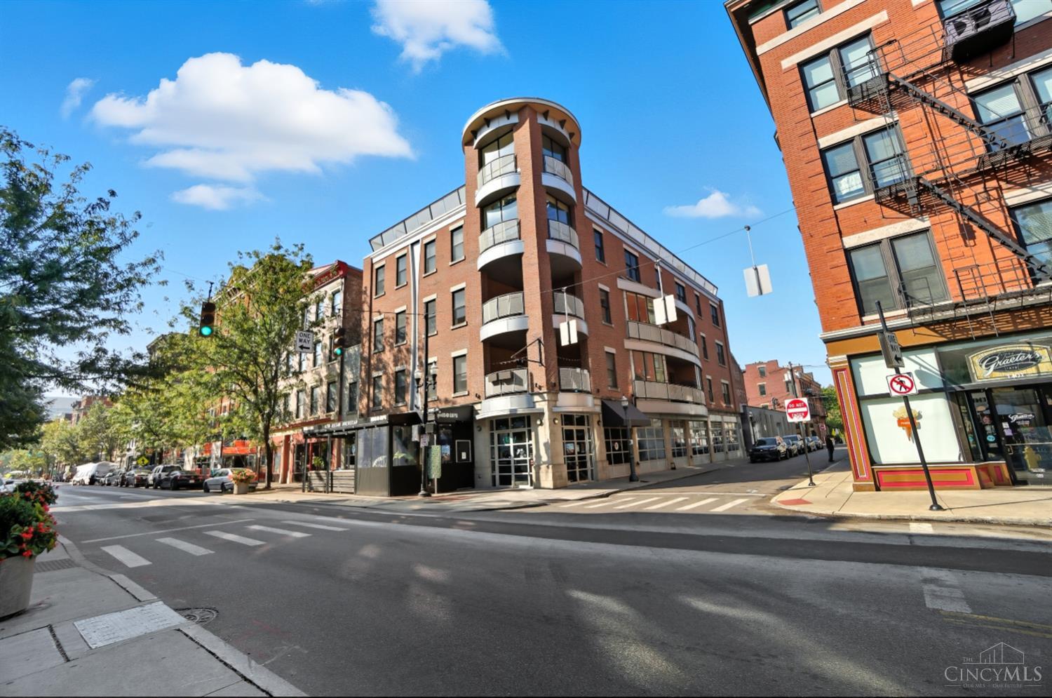 Homes for sale in Cincinnati, OH | 1331 Vine St #4, Cincinnati, OH 45202 | MLS# 1855919