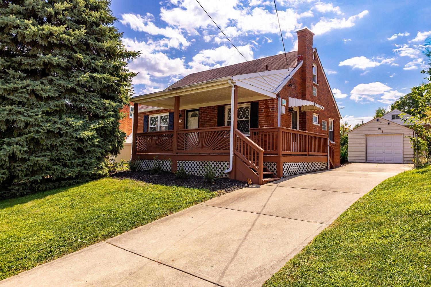 1637 Centerridge Avenue