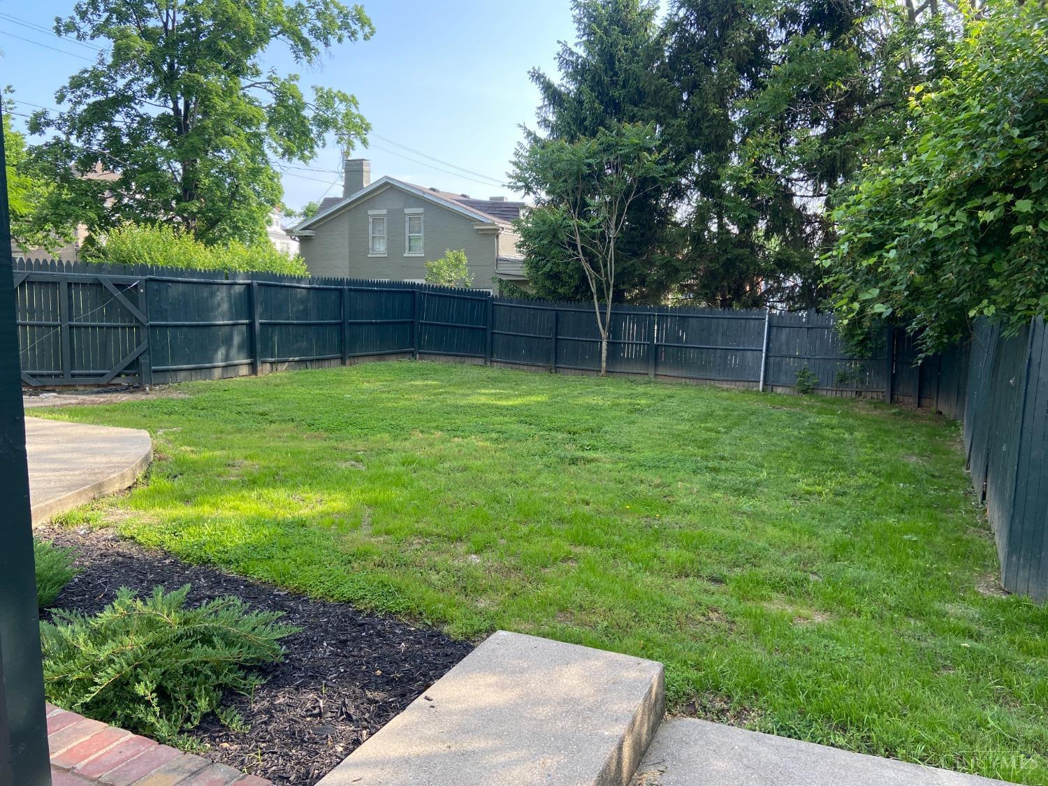 Homes for sale in Hamilton, OH | 232 S D St, Hamilton, OH 45013 | MLS# 1856336