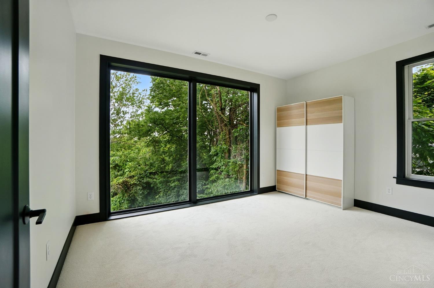 3555 Eden Avenue, Cincinnati, OH, 45229 — photo 35