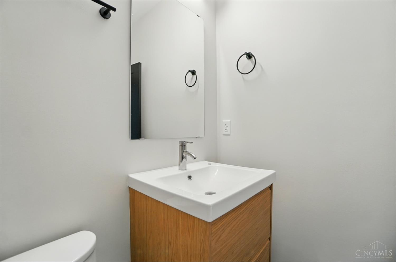 3555 Eden Avenue, Cincinnati, OH, 45229 — photo 34