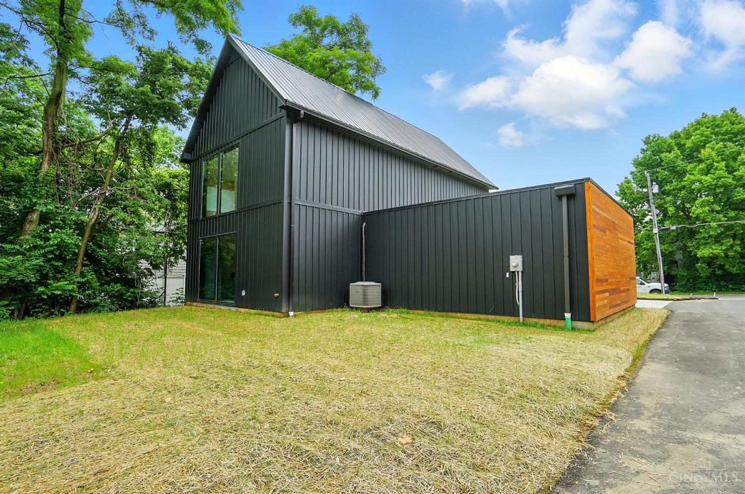 3555 Eden Avenue, Cincinnati, OH, 45229 — photo 40