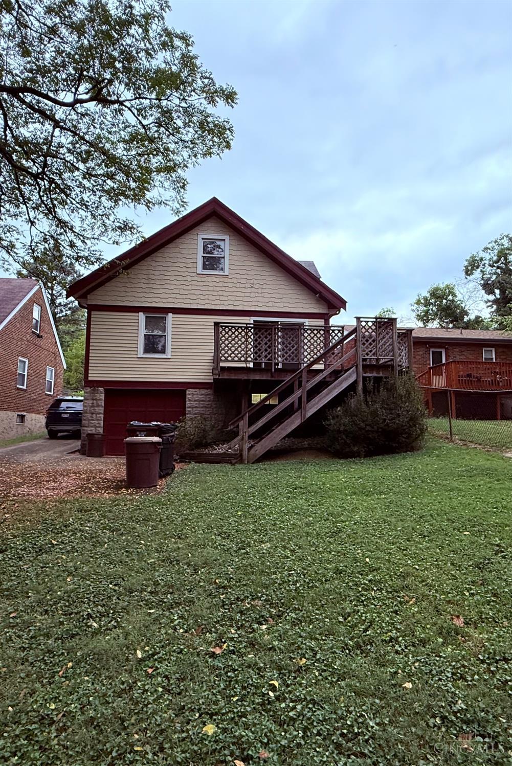 Homes for sale in Golf Manor, OH | 6032 Mayflower Ave, Golf Manor, OH 45237 | MLS# 1856363