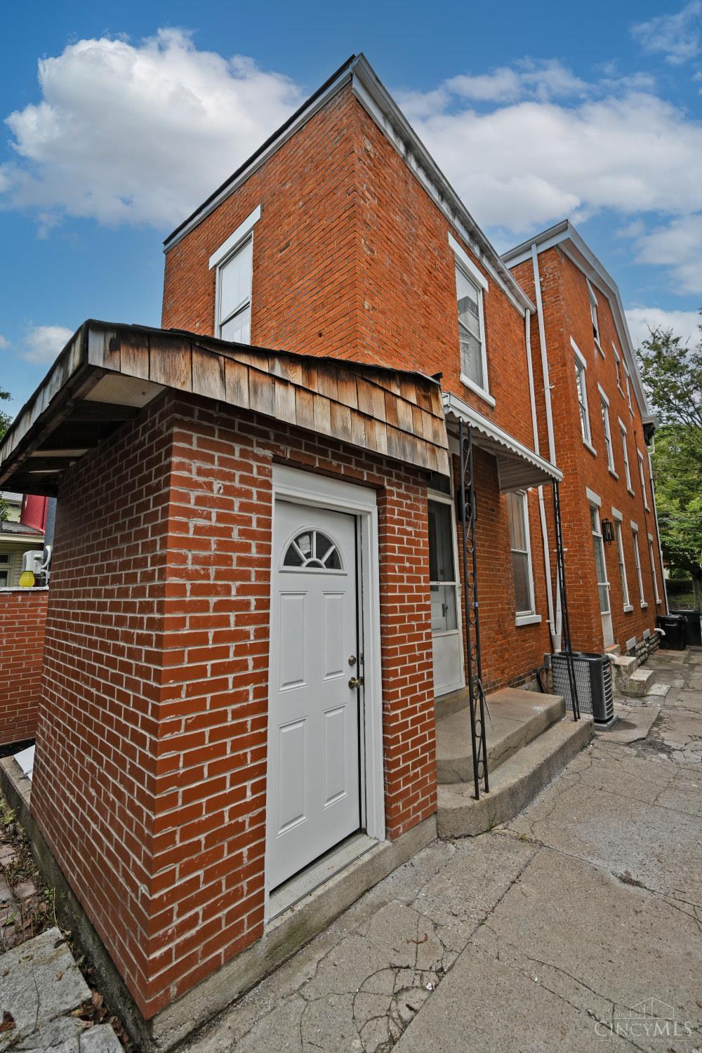 Homes for sale in Cincinnati, OH | 1739 Chase Ave, Cincinnati, OH 45223 | MLS# 1856563