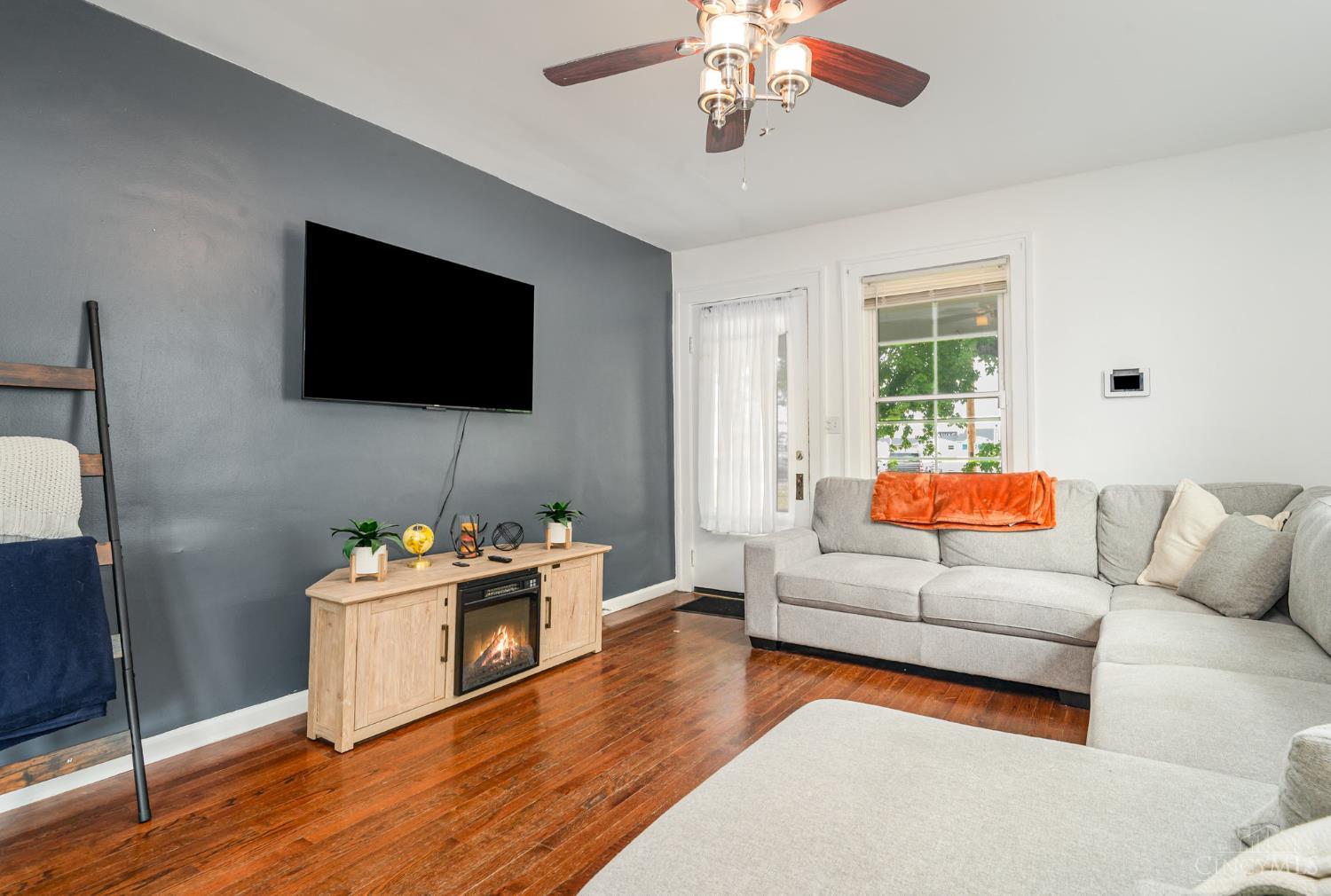 Homes for sale in Hamilton, OH | 921 Weller Ave, Hamilton, OH 45015 | MLS# 1856517