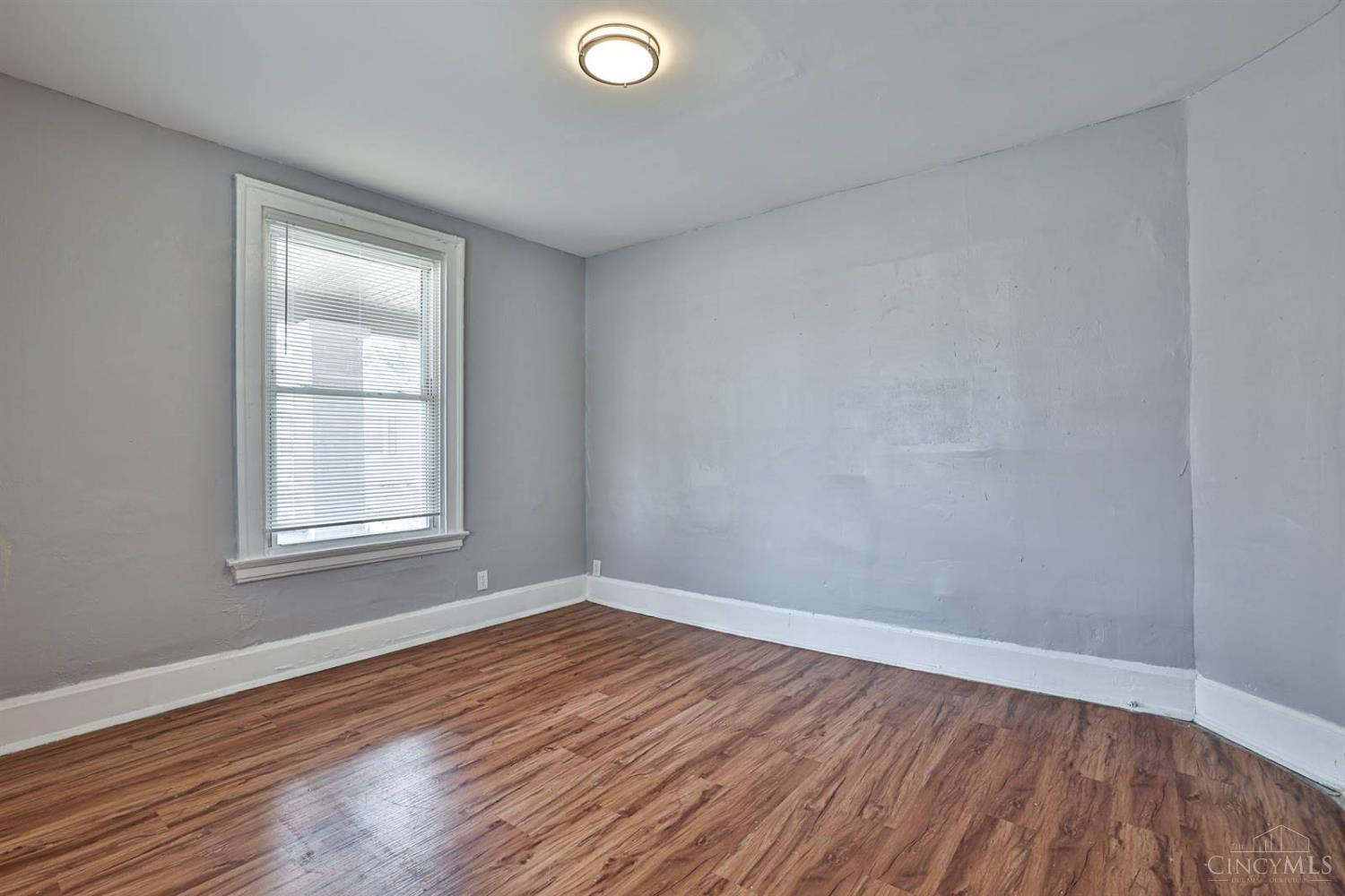 Homes for sale in Hamilton, OH | 2345 Noble Ave, Hamilton, OH 45015 | MLS# 1856773