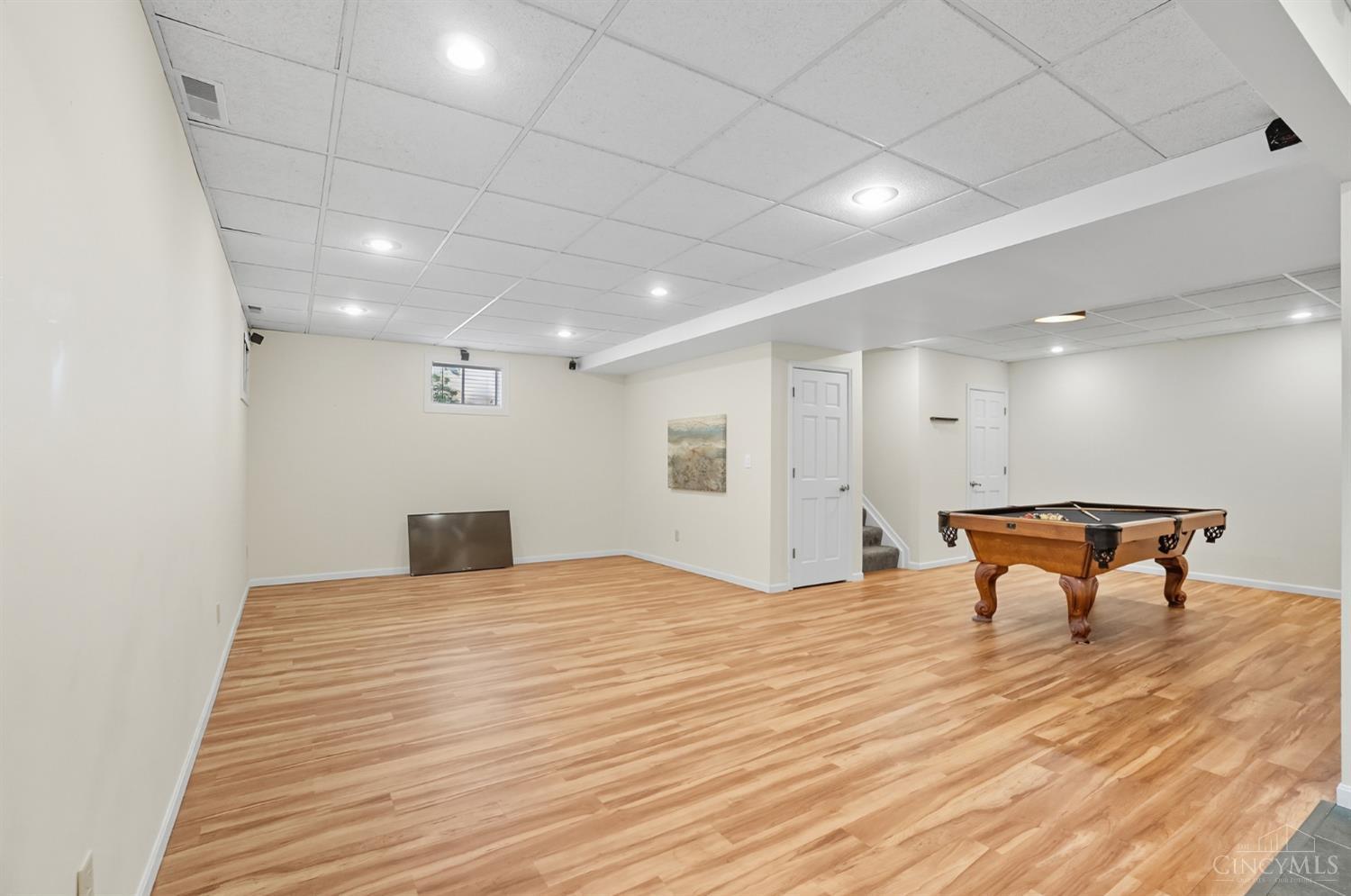 6831 Wesselman Road