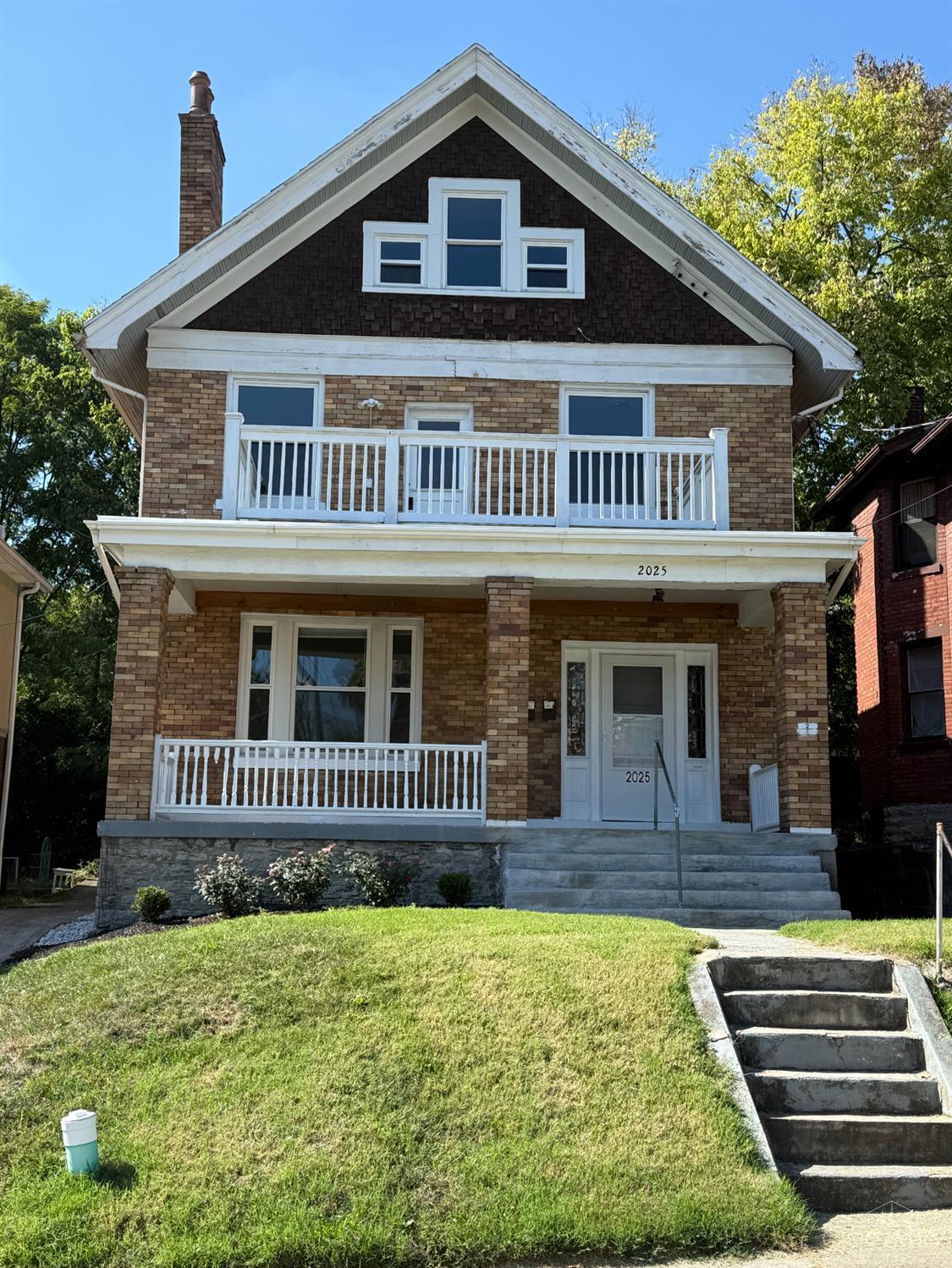 2025 Burnet Avenue