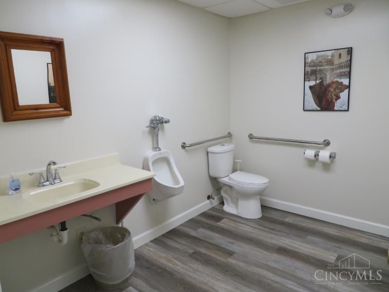 100 Homestead Avenue, Hillsboro, OH, 45133 — photo 42