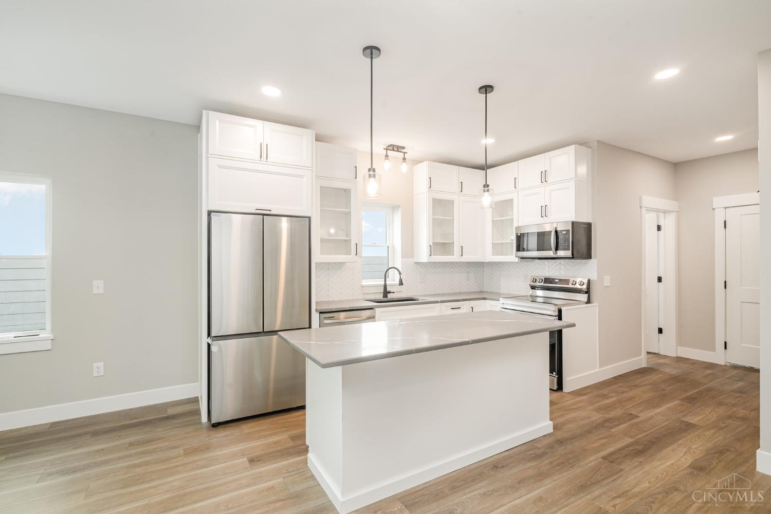 Homes for sale in Cincinnati, OH | 5328 Lester Rd, Cincinnati, OH 45213 | MLS# 1857373