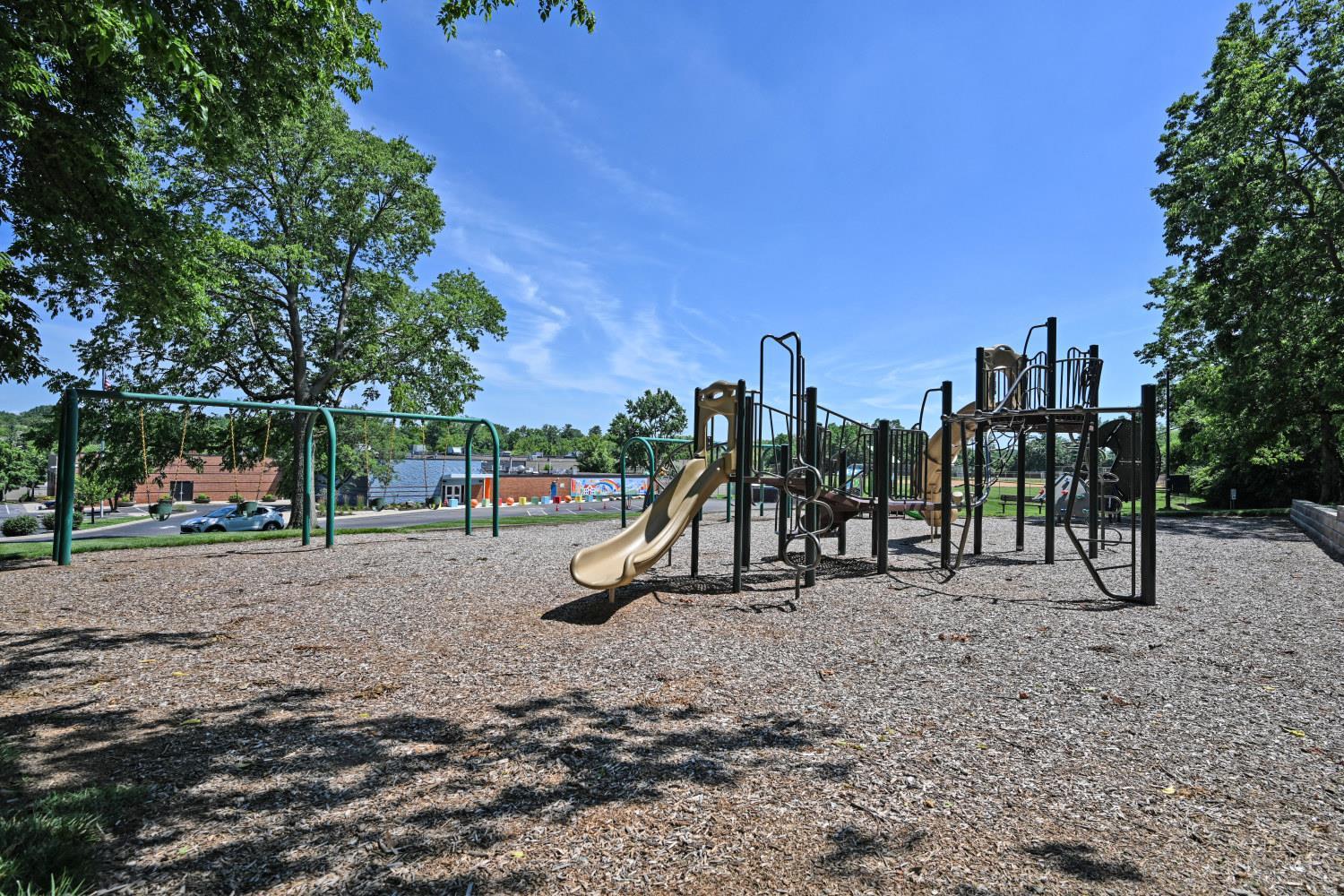 Homes for sale in Sycamore Twp, OH | 8530 Sturbridge Dr, Sycamore Twp, OH 45236 | MLS# 1857266