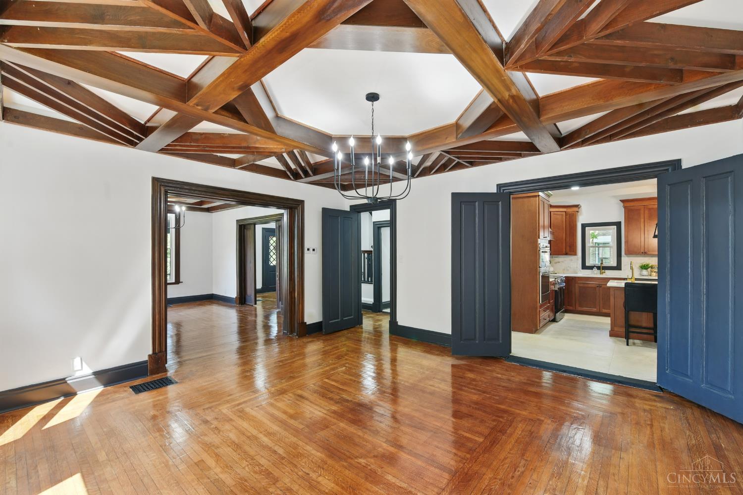 Homes for sale in Cincinnati, OH | 752 S Fred Shuttlesworth Cir, Cincinnati, OH 45229 | MLS# 1857554