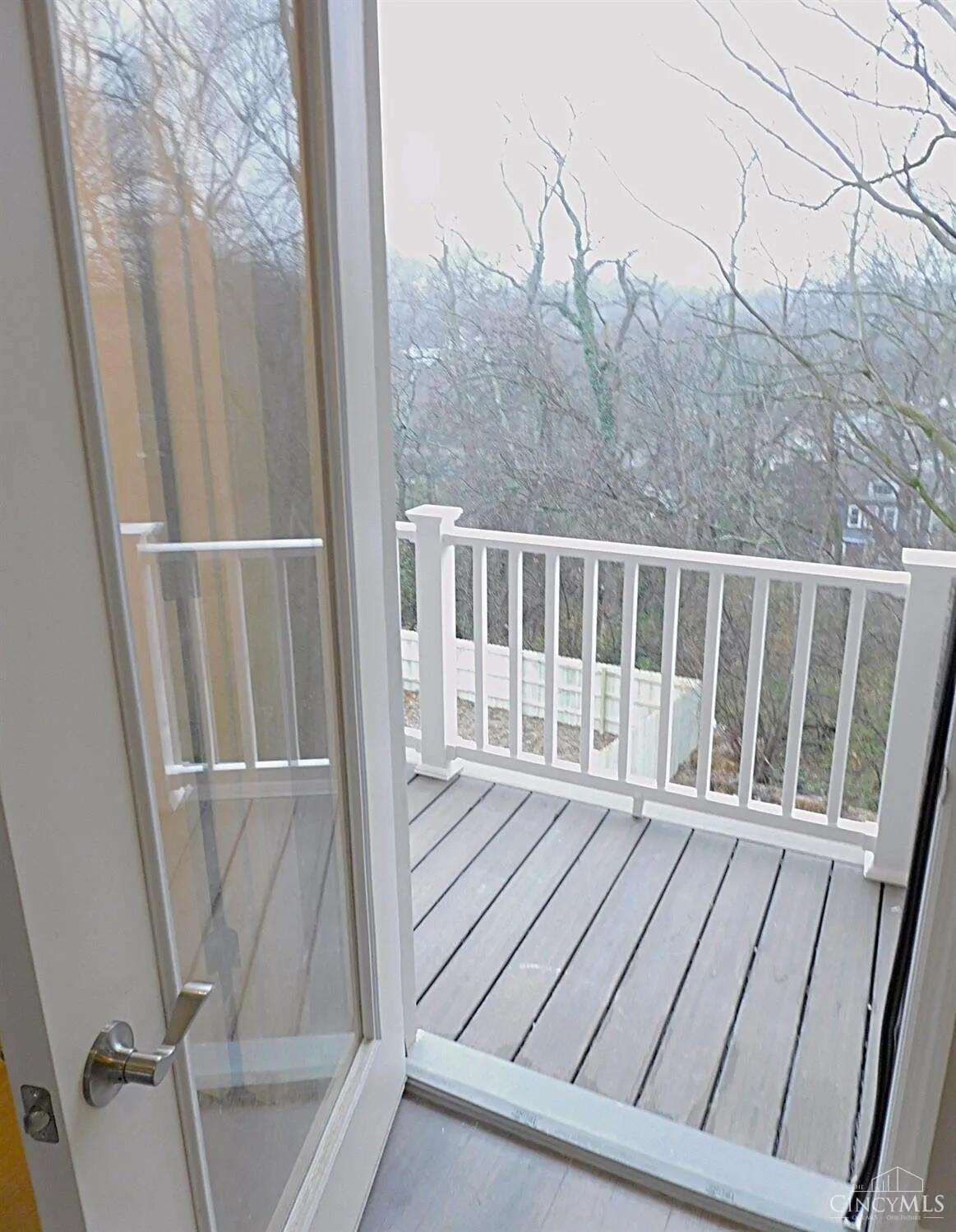 Homes for sale in Cincinnati, OH | 377 Cityscape West Dr, Cincinnati, OH 45205 | MLS# 1857644