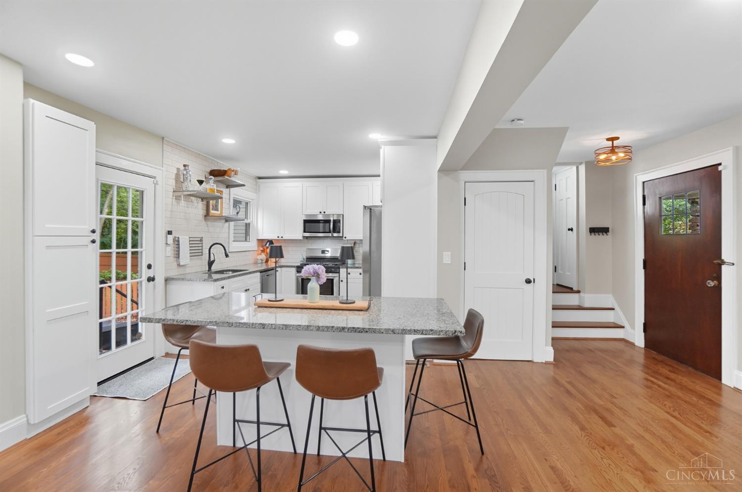 6143 Tulane Road