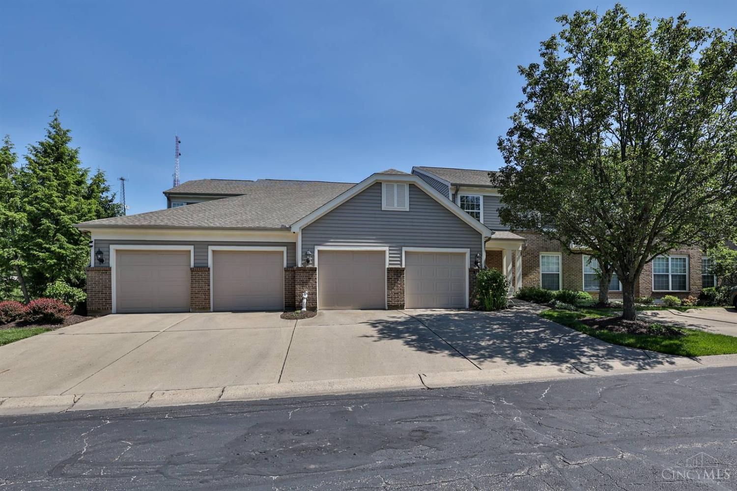 Homes for sale in Springfield Twp., OH | 715 Castlegate Ln #102, Springfield Twp., OH 45231 | MLS# 1857954