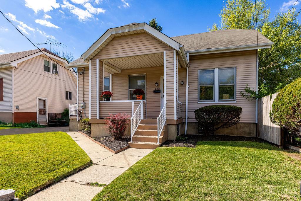 Homes for sale in Elmwood Place, OH | 5703 Cedar St, Elmwood Place, OH 45216 | MLS# 1858232