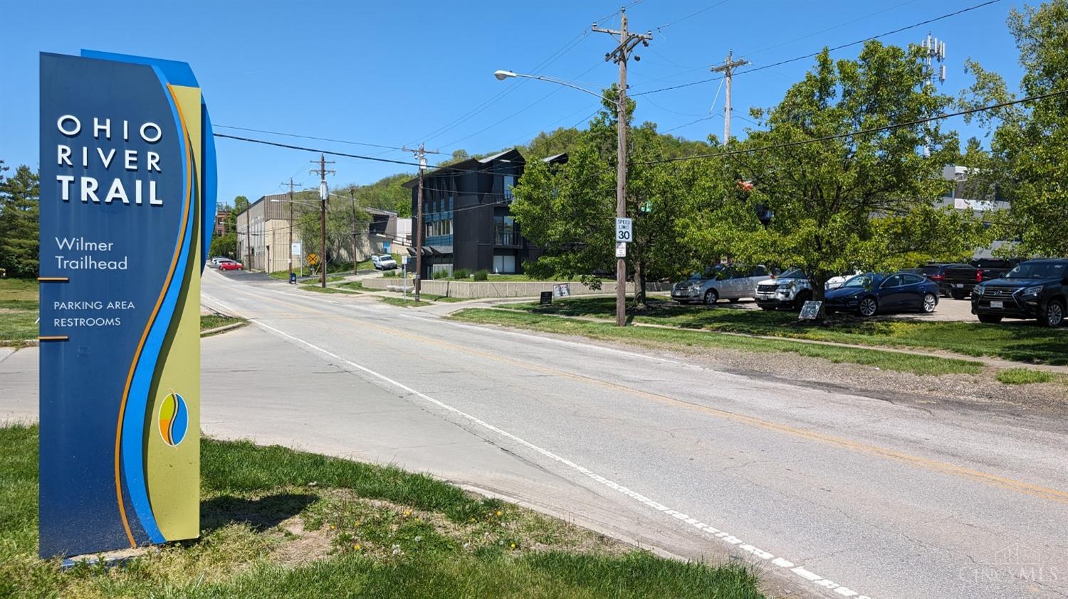 4242 Airport Road, Cincinnati, OH, 45226 — photo 4