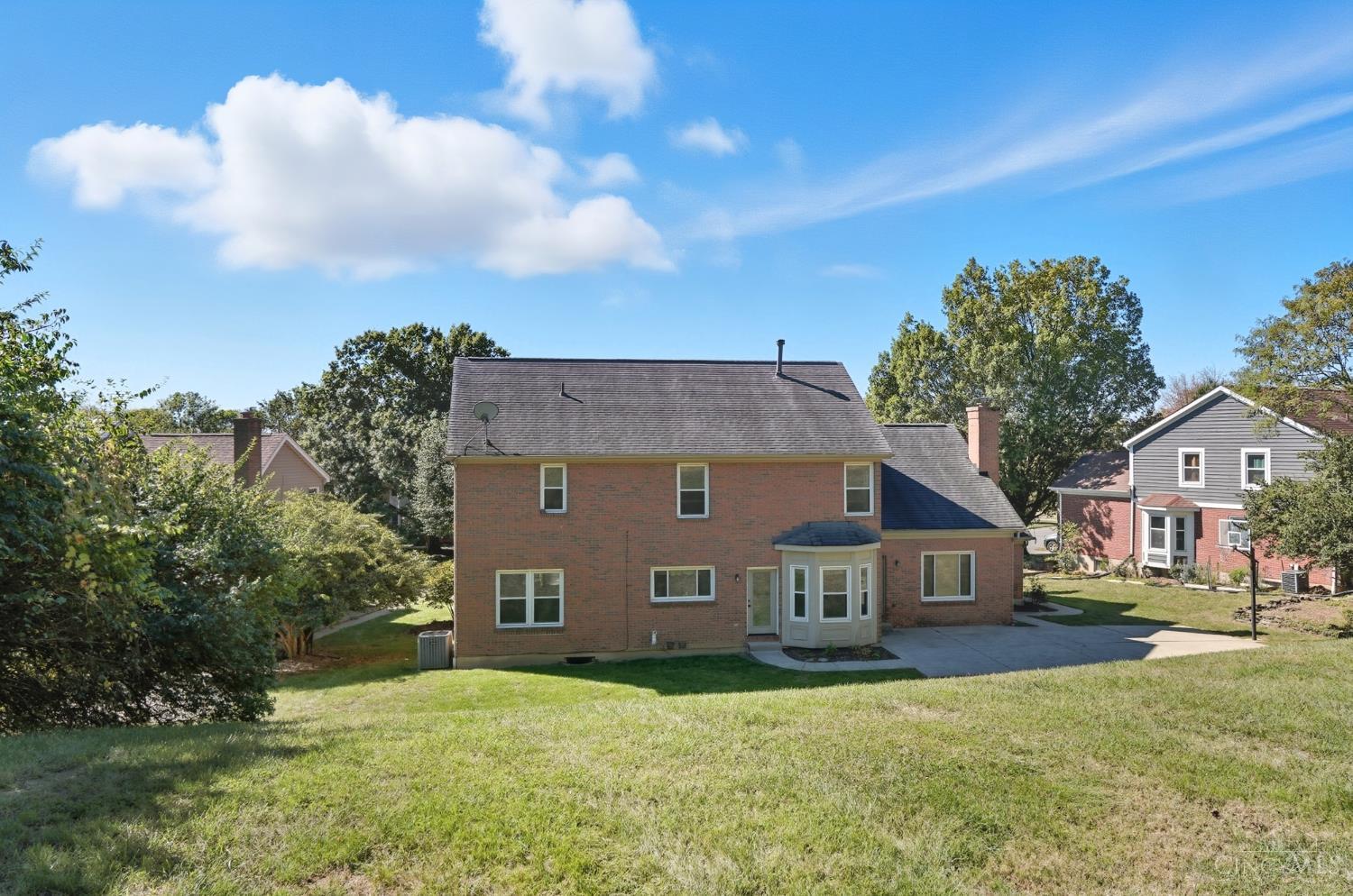 Homes for sale in West Chester, OH | 8742 Rupp Farm Dr, West Chester, OH 45069 | MLS# 1858530