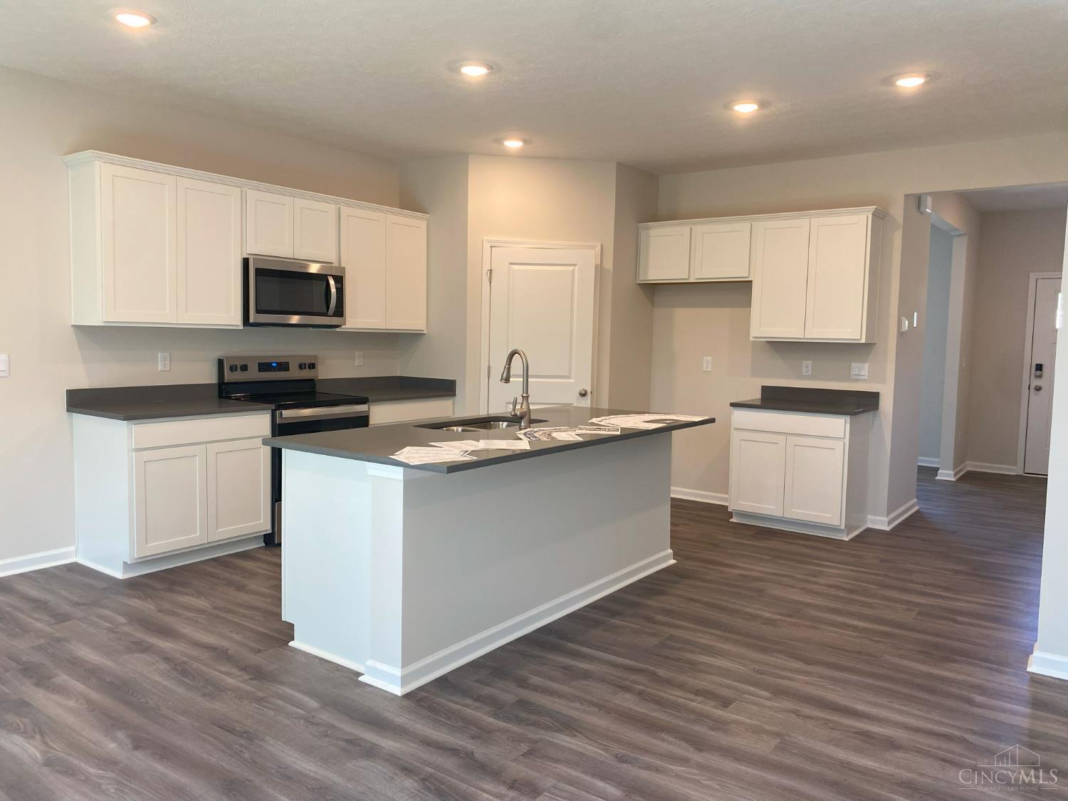 Homes for sale in Batavia Twp, OH | 3639 Heritage Farm Ln, Batavia Twp, OH 45102 | MLS# 1843933