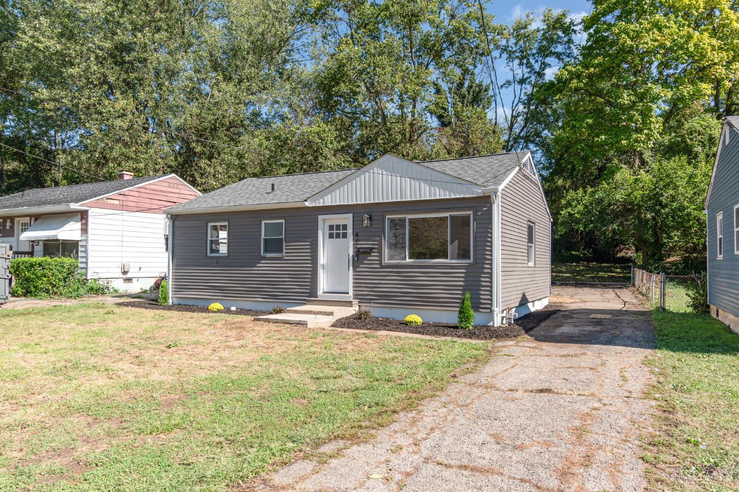 Homes for sale in Cincinnati, OH | 4650 Kirby Ave, Cincinnati, OH 45223 | MLS# 1858487