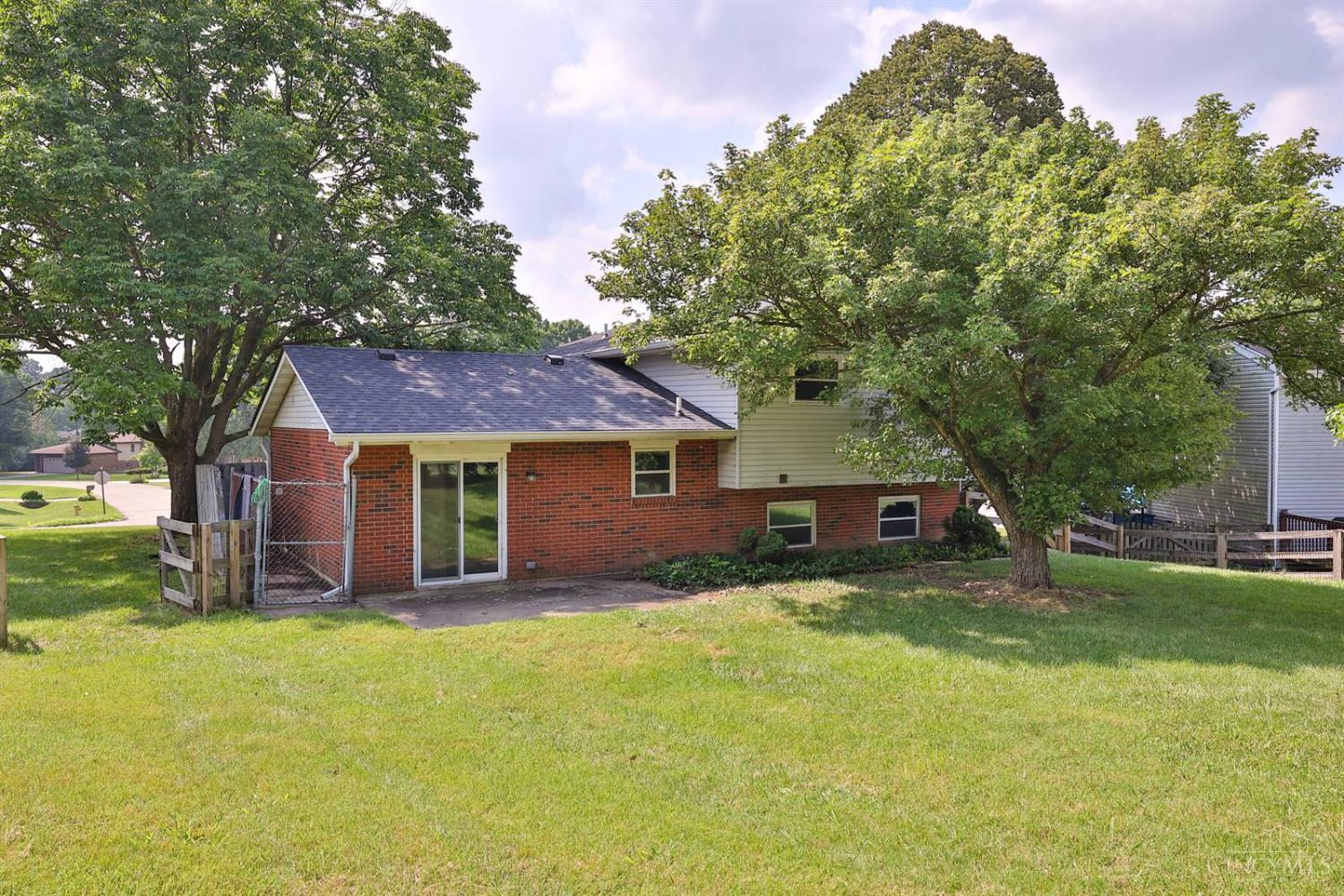 Homes for sale in Fairfield Twp, OH | 4004 Bayberry Dr, Fairfield Twp, OH 45011 | MLS# 1858577