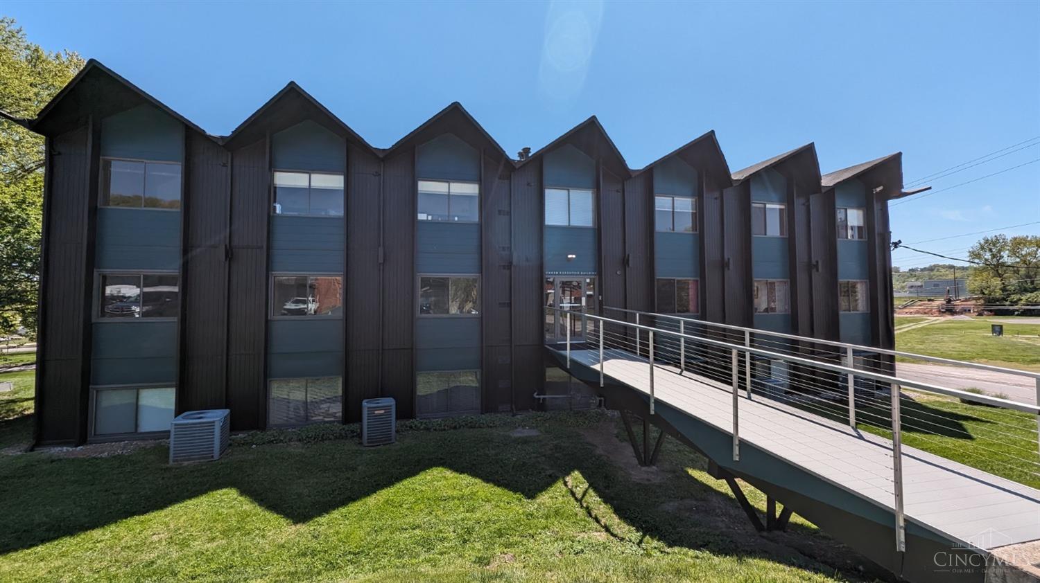 4242 Airport Road, Cincinnati, OH, 45226 — photo 12