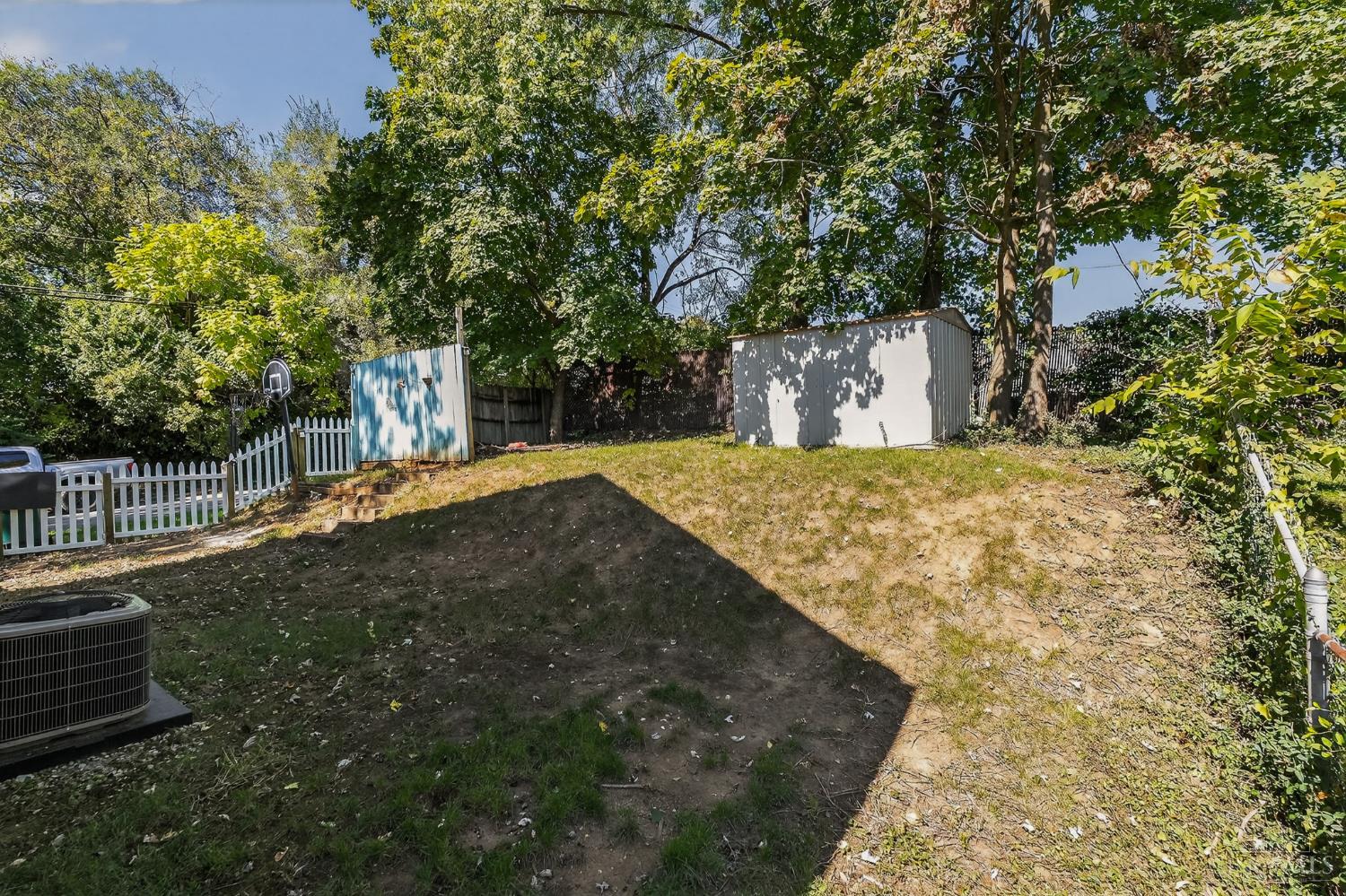 Homes for sale in Cincinnati, OH | 6414 Erie Ave, Cincinnati, OH 45227 | MLS# 1857698