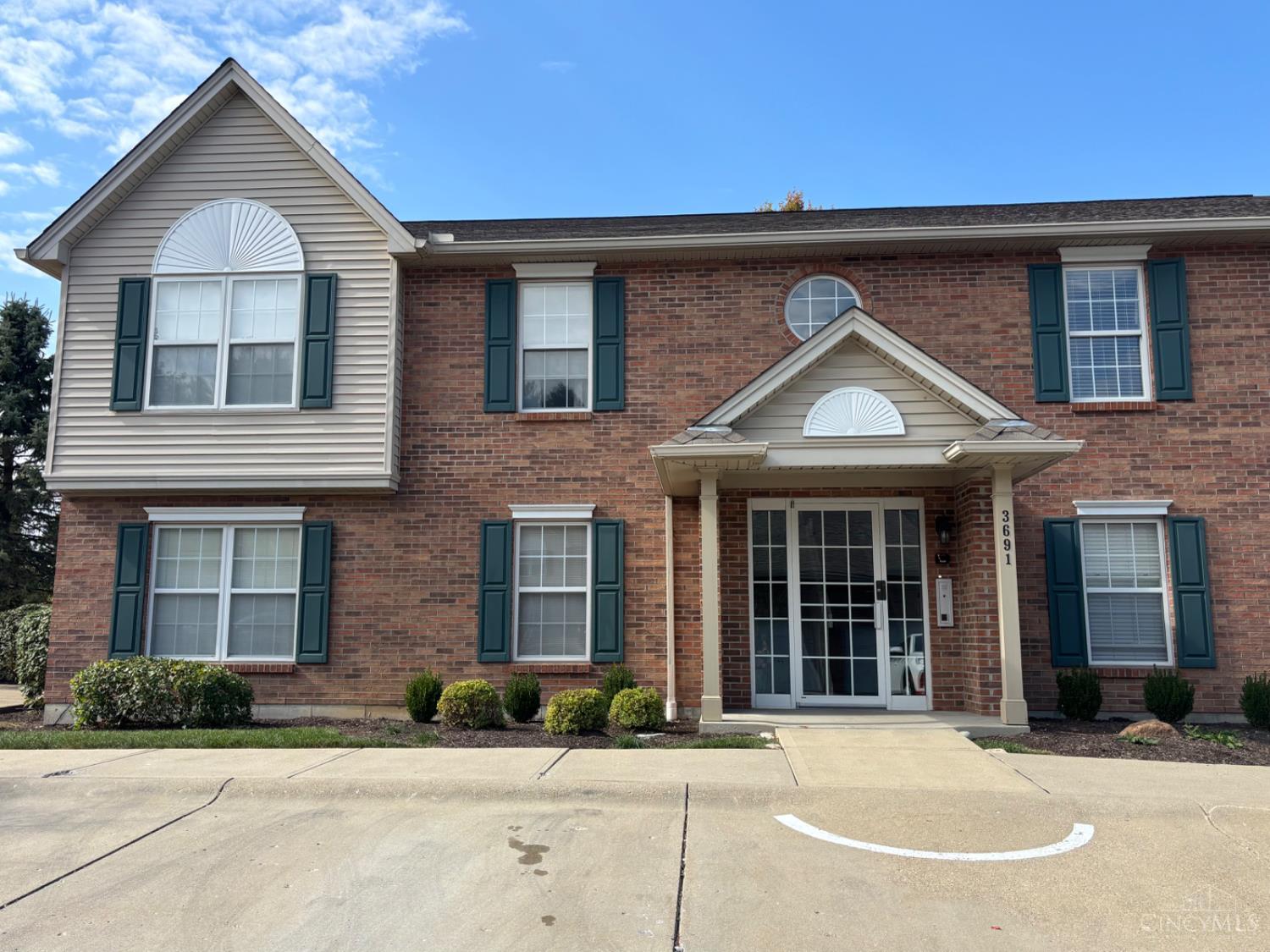 Homes for sale in Colerain Twp, OH | 3691 W Galbraith Rd #44, Colerain Twp, OH 45247 | MLS# 1858783