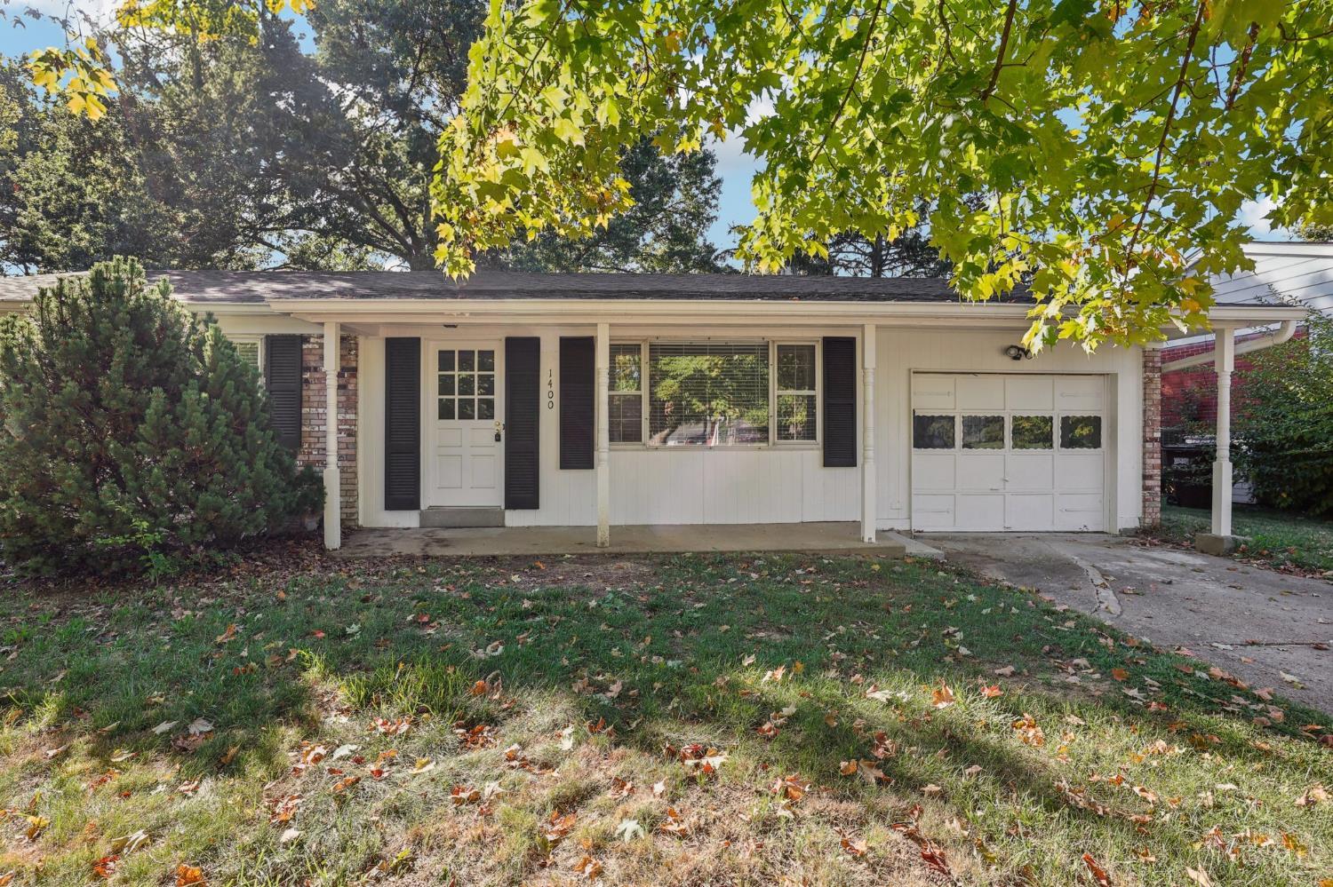 Homes for sale in Anderson Twp, OH | 1400 Sigma Cir, Anderson Twp, OH 45255 | MLS# 1858634