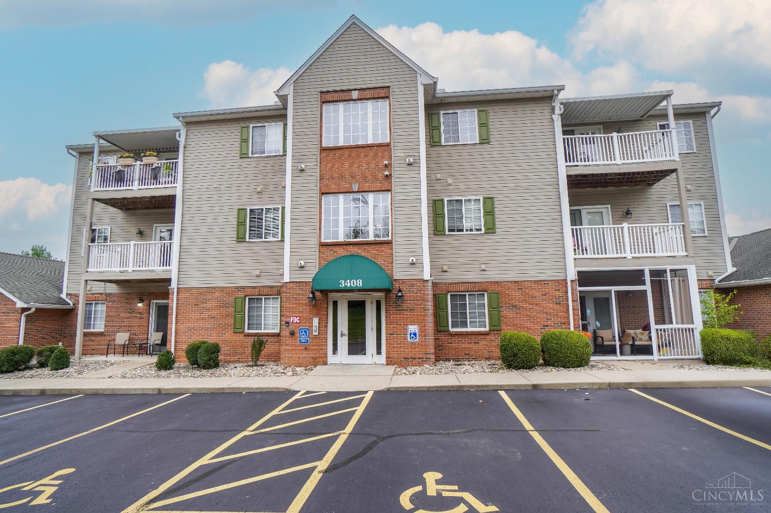 Homes for sale in Green Twp, OH | 3408 North Bend Rd #11, Green Twp, OH 45239 | MLS# 1858544