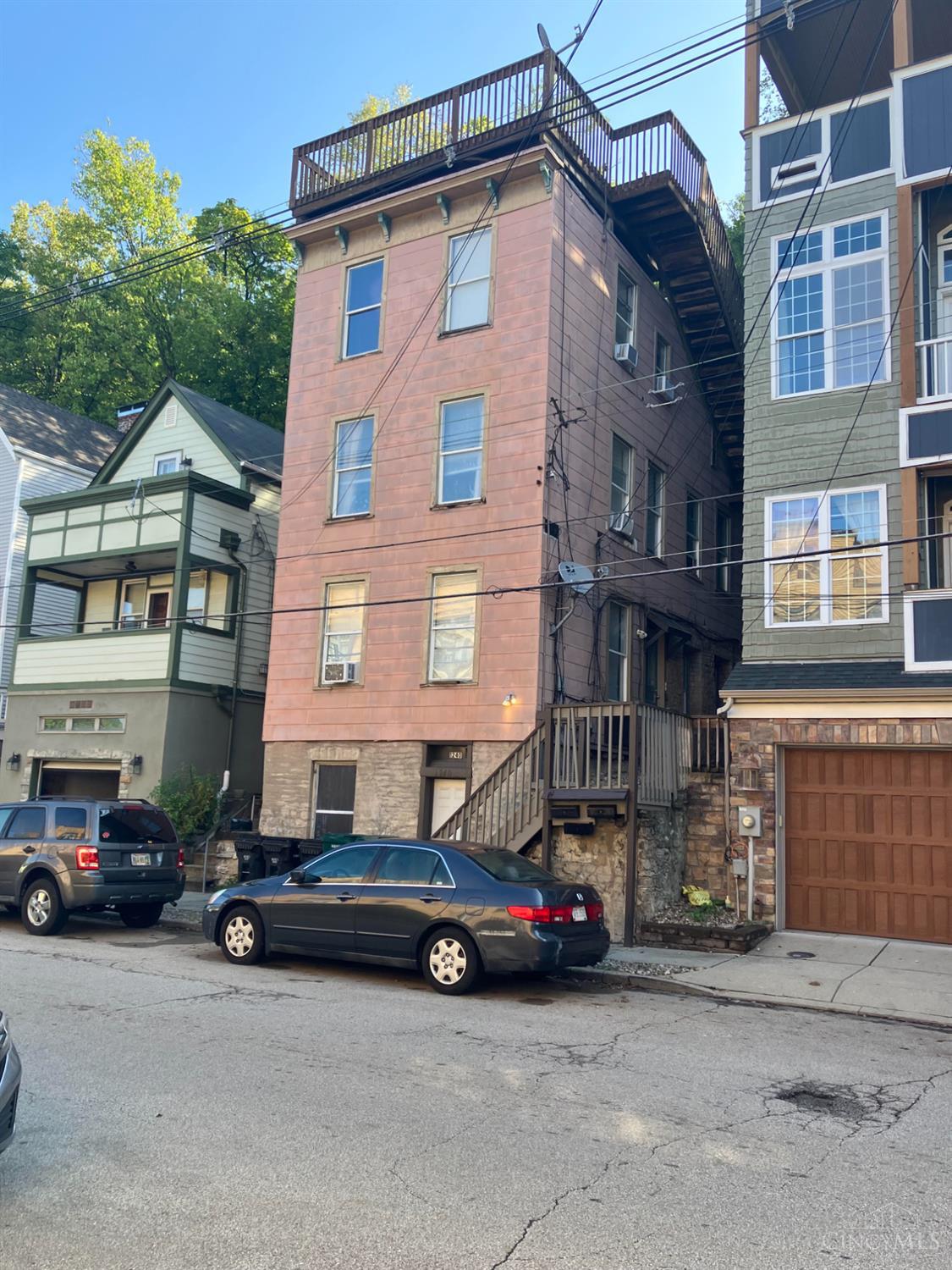 Homes for sale in Cincinnati, OH | 1240 Elsinore Ave, Cincinnati, OH 45202 | MLS# 1858836