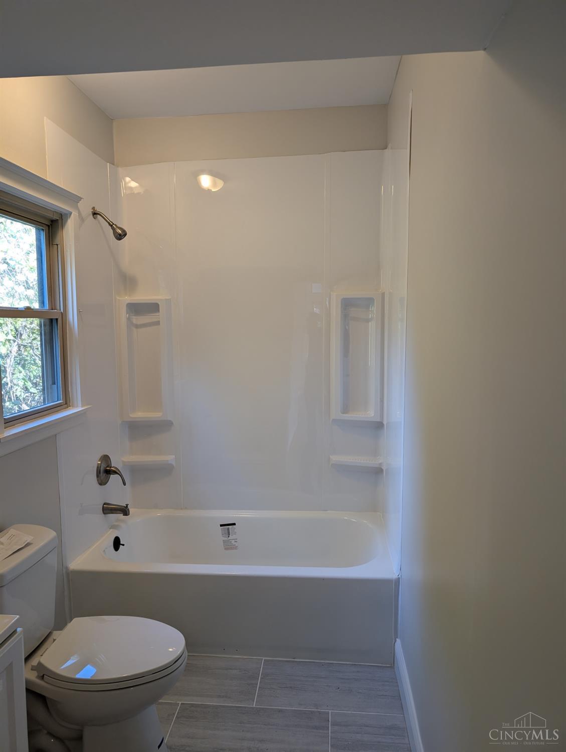 2564 Linden Street, Cincinnati, OH, 45225 — photo 9
