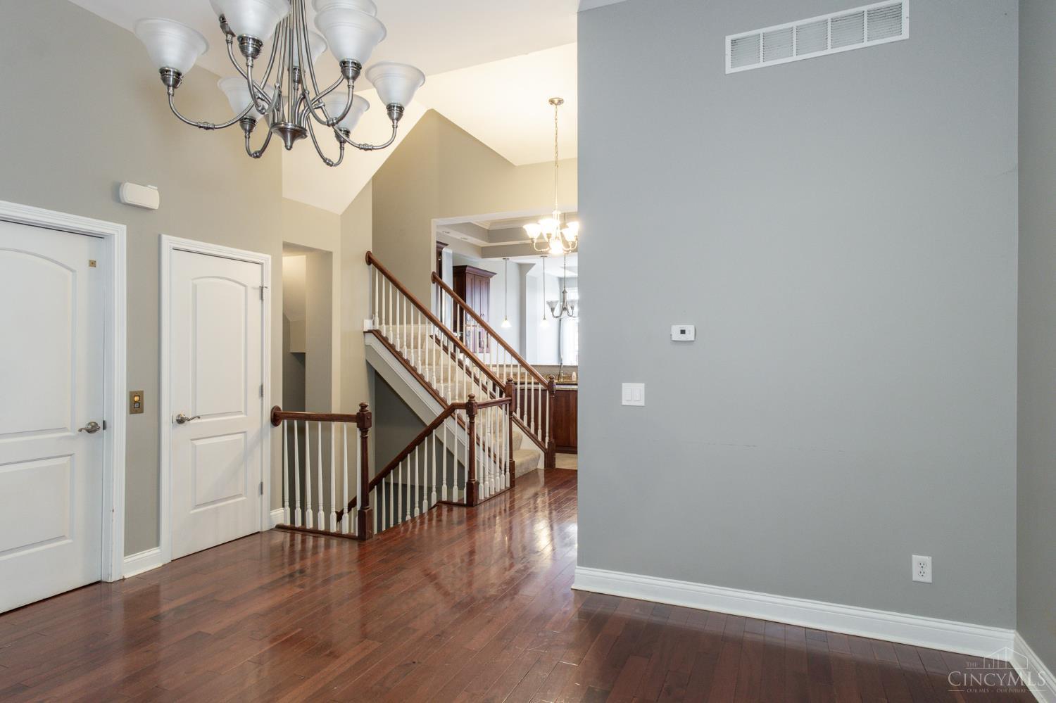 1238 Elsinore Avenue, Cincinnati, OH, 45202 — photo 15