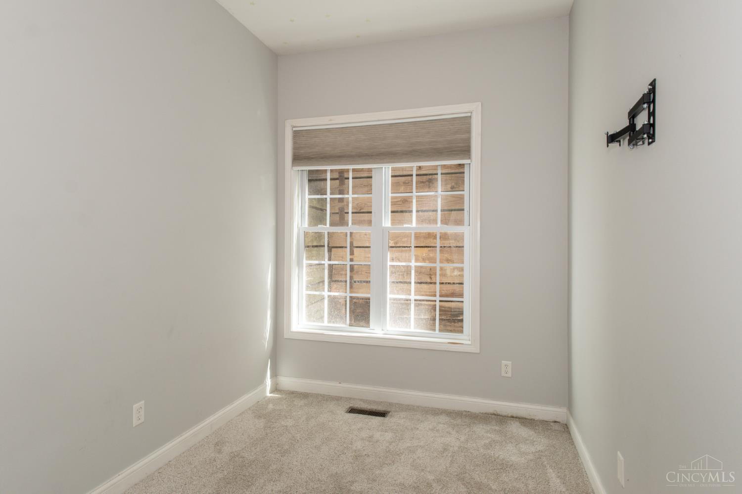 1238 Elsinore Avenue, Cincinnati, OH, 45202 — photo 7